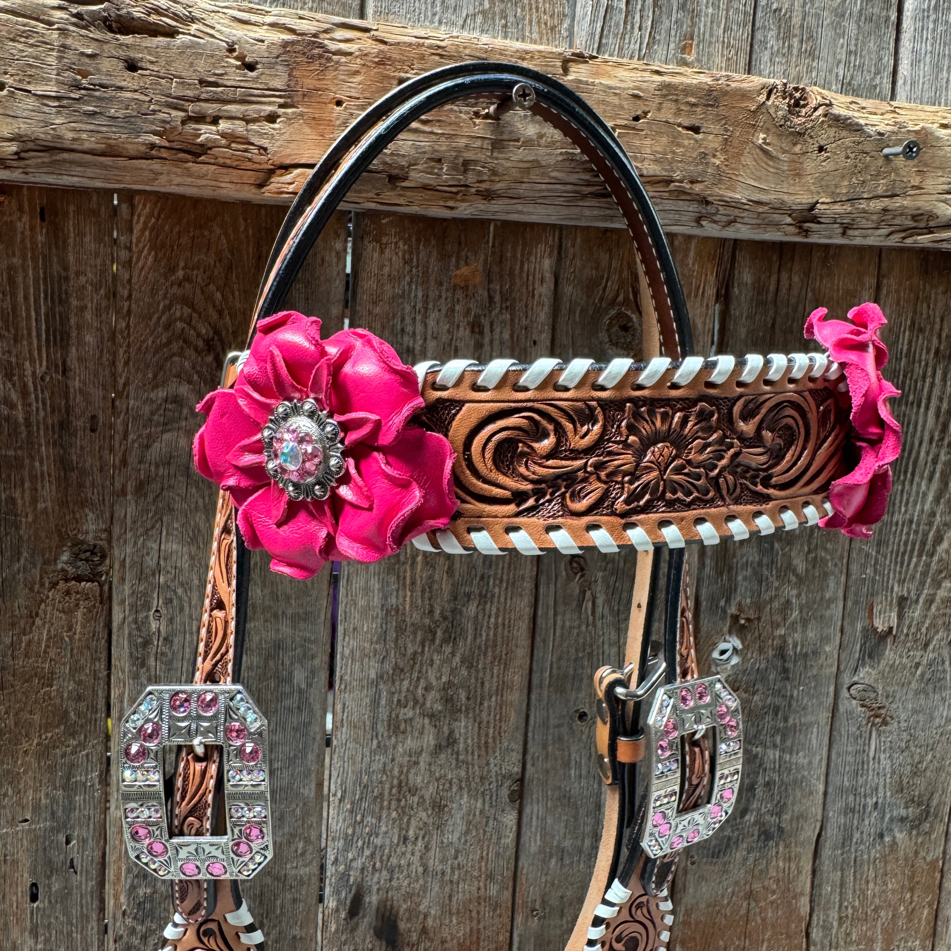 Pink and White Light Oil Whipstitch One Ear & Breastcollar Horse Tack Set #OEBC437 - Perfect for Western Riding, Shows, and Trail Competitions