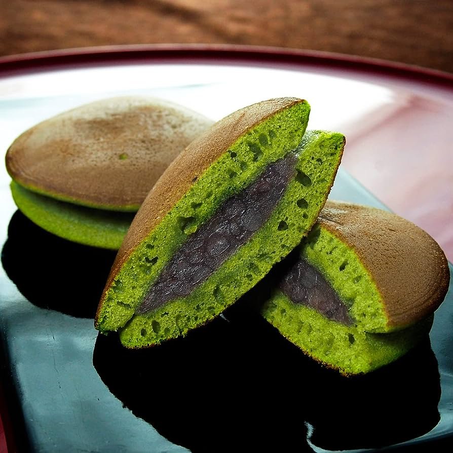 Premium Uji Matcha Japanese Dorayaki with Red Bean Filling - Authentic 4-Piece Snack Pack for Tea Time, Dessert & On-the-Go Treats