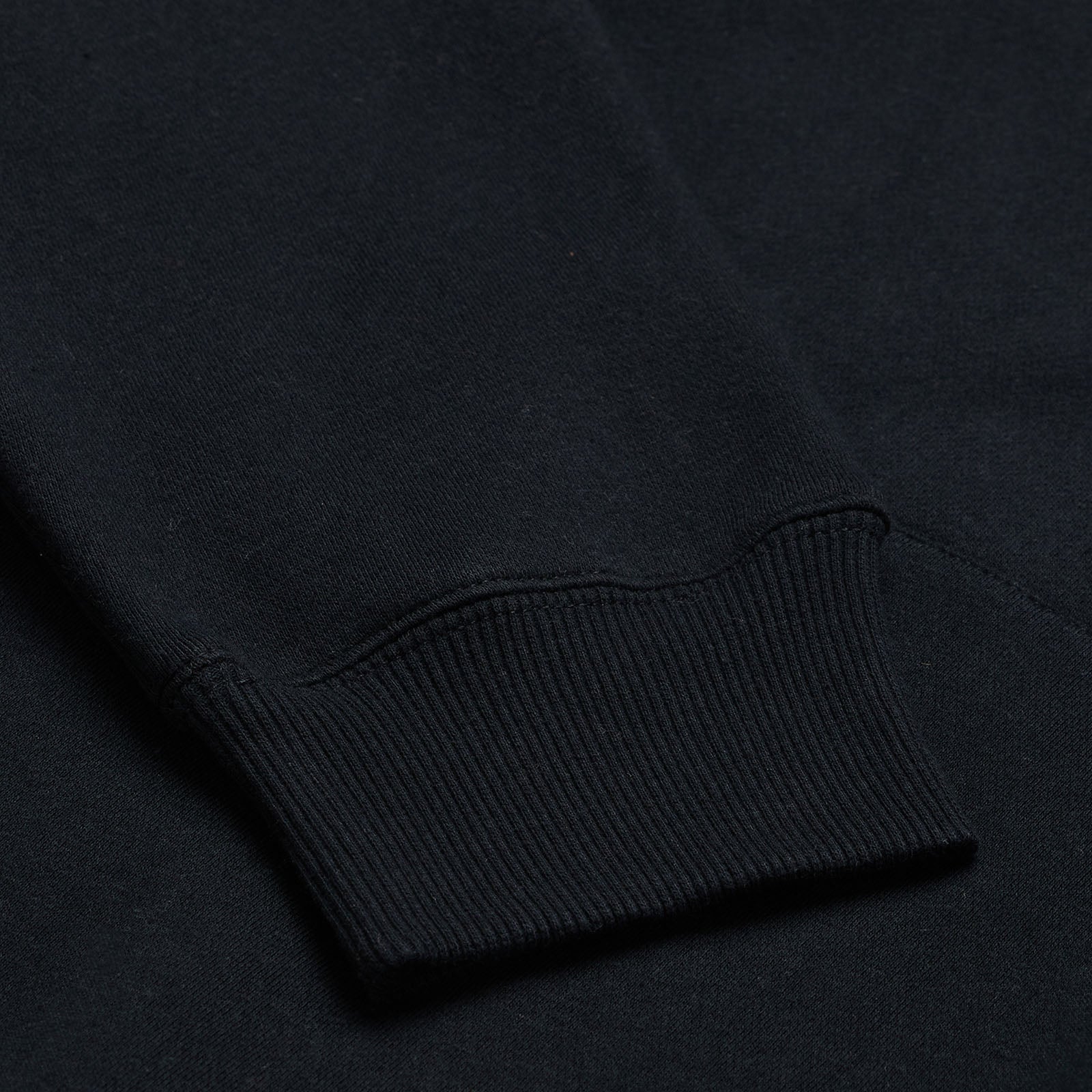 Badge Pullover Hoodie for Men & Women - Soft & Comfortable Black Sweatshirt - Perfect for Casual Wear, Gym & Outdoor Activities