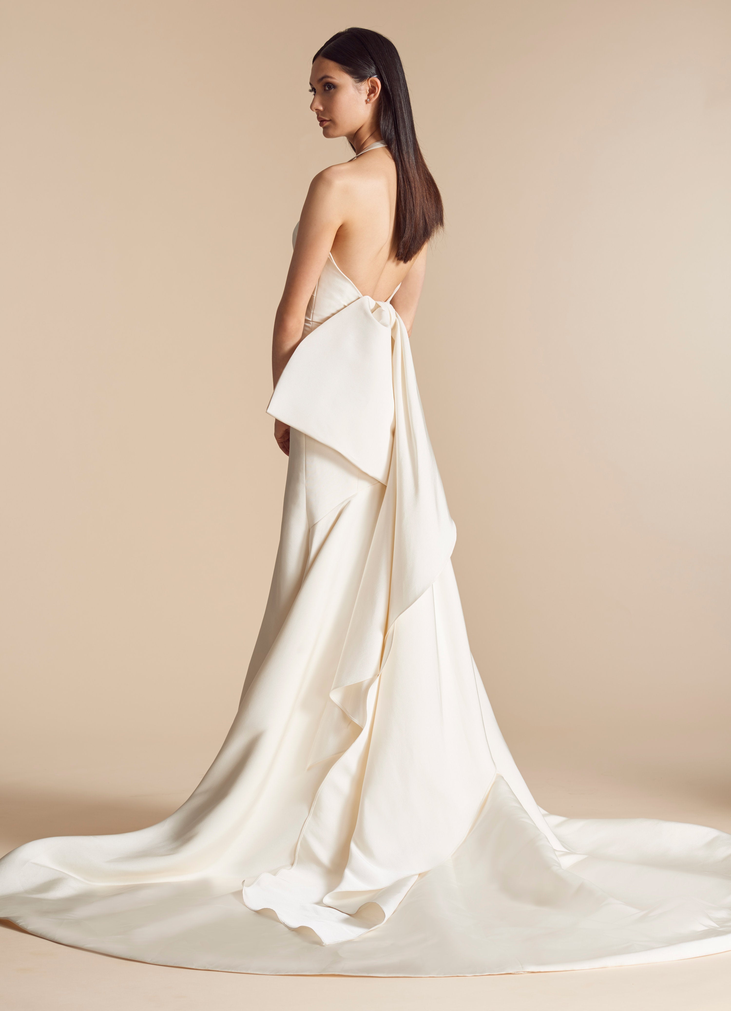 Allison Webb Kingsland 4803 Sample Gown - Elegant Wedding Dress for Bridesmaids & Formal Events - Perfect for Church Ceremonies, Prom & Special Occasions