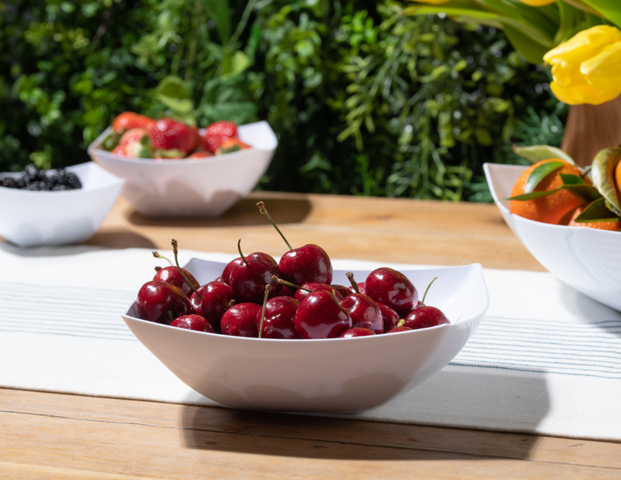 4-Pack Square Fancy White Serving Bowls - Elegant Porcelain Dishware for Salads, Desserts, Parties & Home Decor | Durable & Stylish Kitchenware