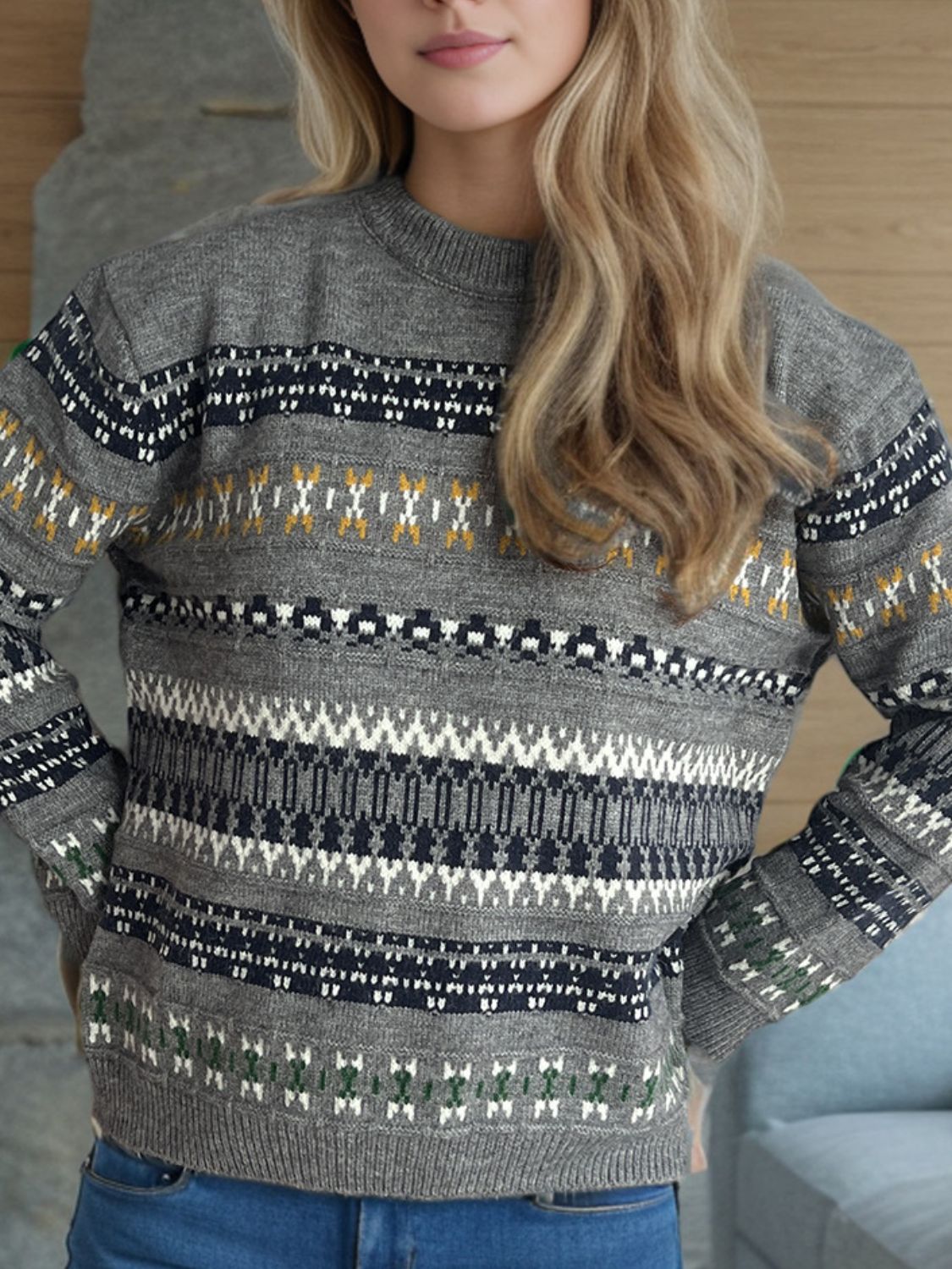 Geometric Pattern Round Neck Long Sleeve Women's Sweater - Cozy Winter Pullover for Casual Outfits & Office Wear
