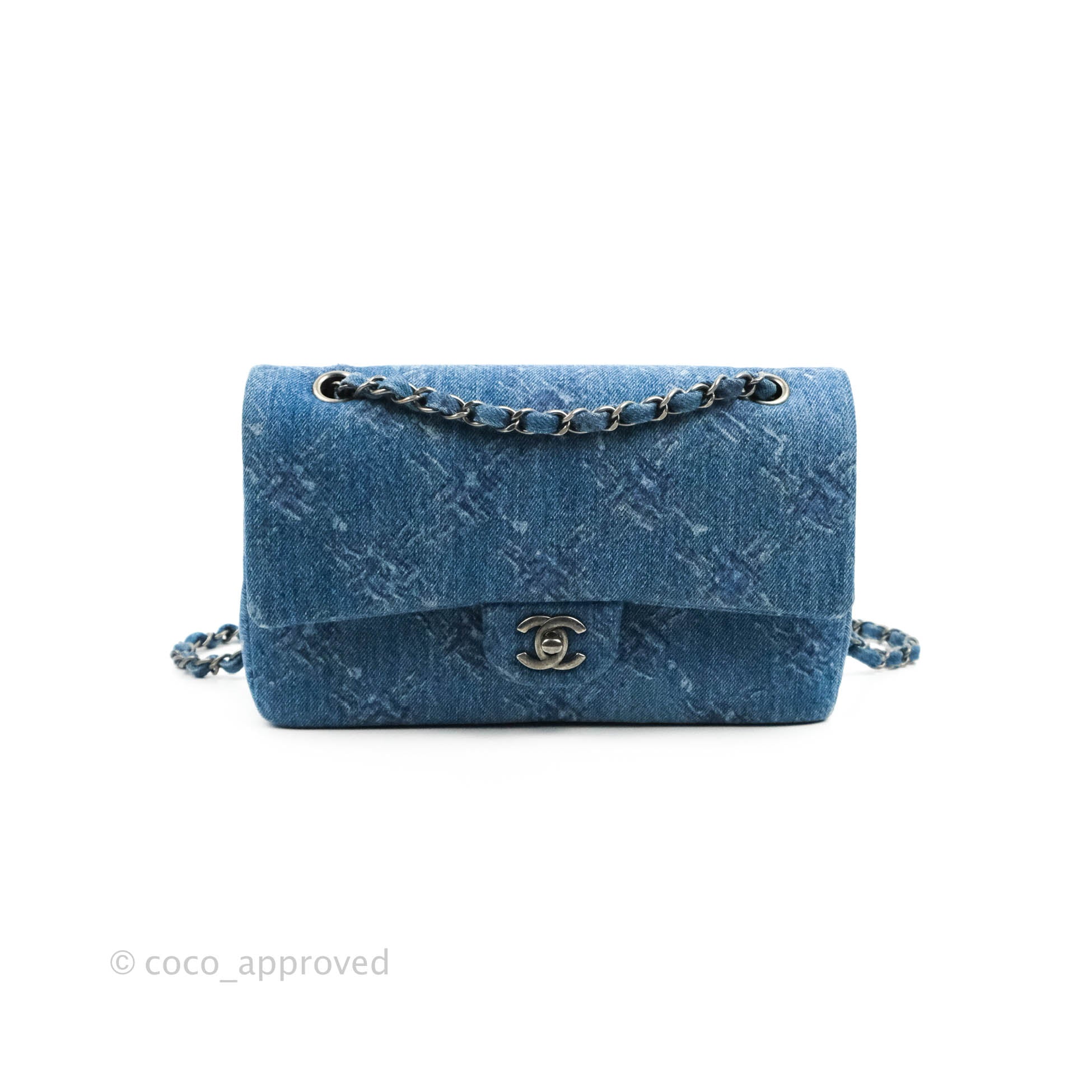Chanel Classic Medium Double Flap Bag in Blue Denim with Ruthenium Hardware - Luxury Designer Handbag for Women, Perfect for Everyday Use & Special Occasions