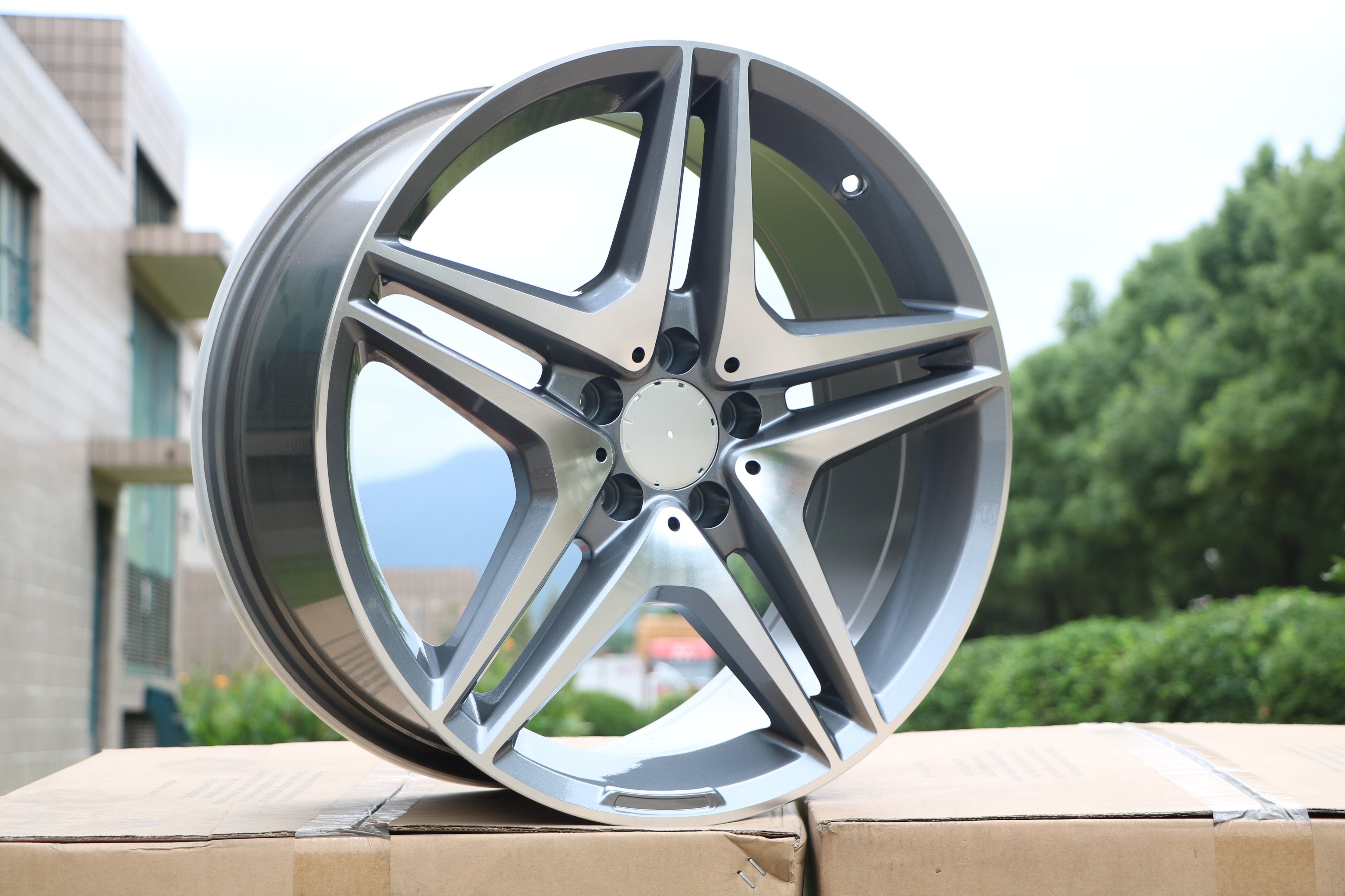 19-Inch Alloy Wheels for Mercedes Benz C207 C250 C300 C350 E350 GLC300 S550 - Premium Rims for Luxury Sedans & SUVs - Perfect for Street Performance & Custom Car Upgrades