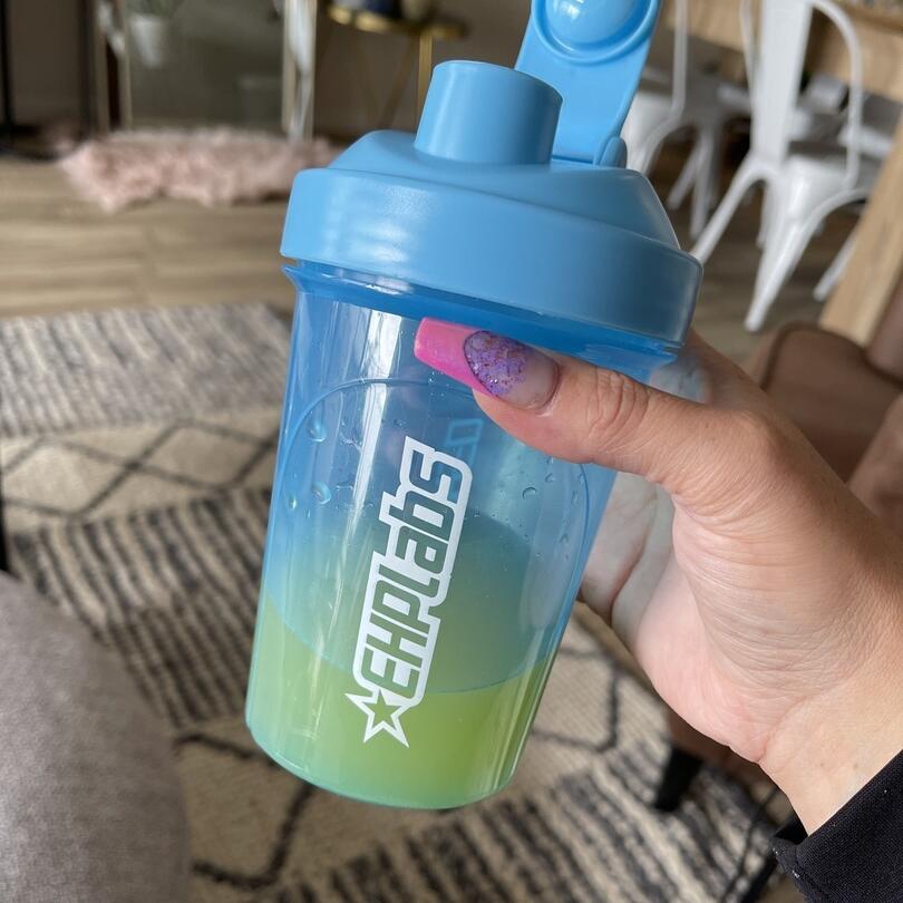 EHP OxyShred 550ml Shaker Bottle for Protein & Pre-Workout - Leak-Proof, BPA-Free, Perfect for Gym, Travel & Fitness Enthusiasts
