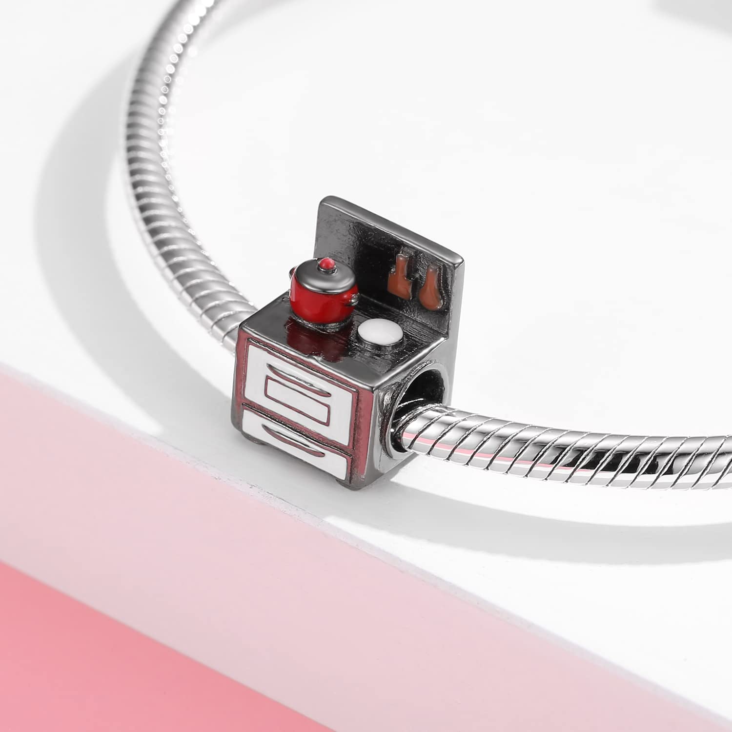 925 Sterling Silver Oven Charm - Compatible with Pandora Bracelets & Necklaces - Perfect for Baking Enthusiasts & Jewelry Lovers