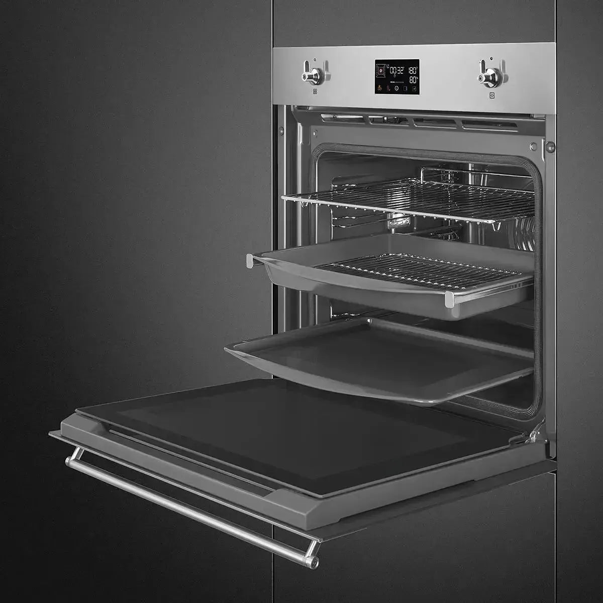 Smeg 60cm Classic Pyrolytic Steam Oven with Probe - Stainless Steel Built-in Oven for Professional Baking & Healthy Cooking | Perfect for Home Chefs & Modern Kitchens