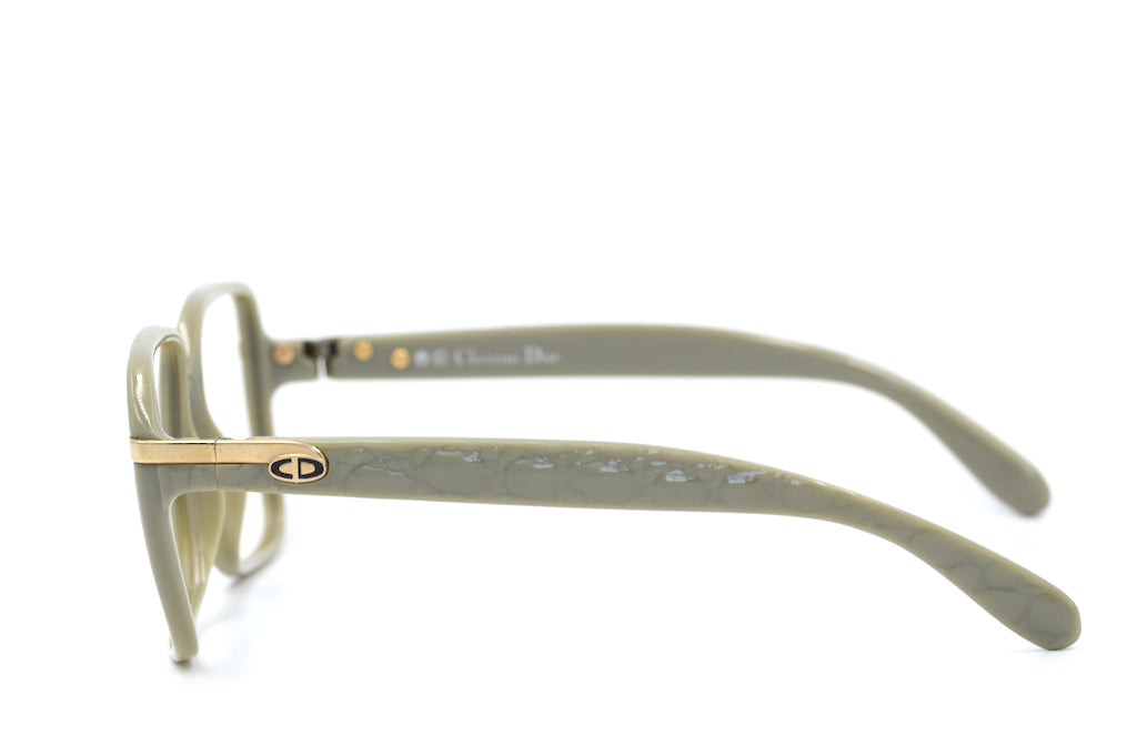 Christian Dior 2318 20 Sunglasses - Luxury Designer Shades for Women, UV Protection & Fashion Statement - Perfect for Beach, Driving & Outdoor Activities