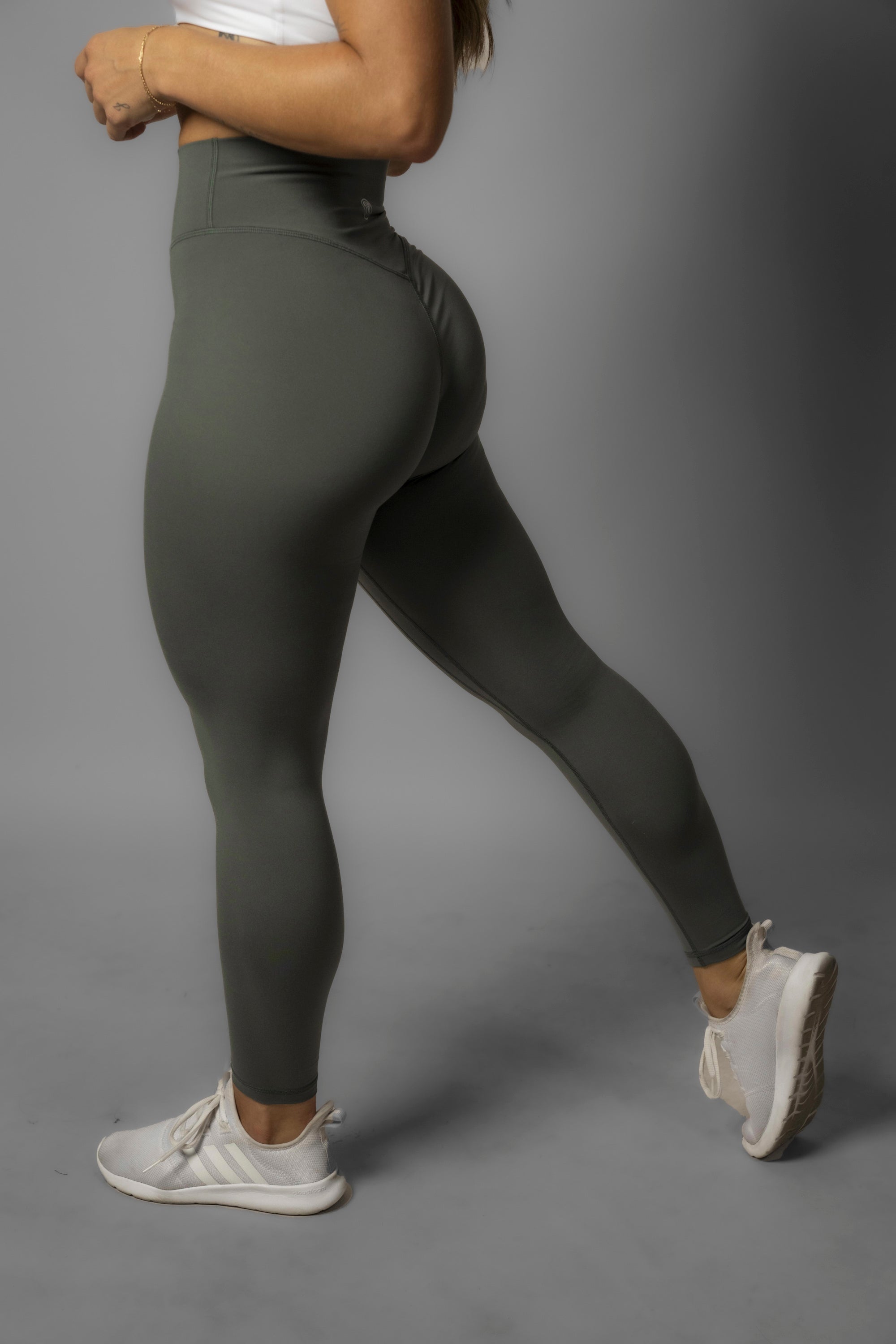 ORIGINAL Effortless Classic Leggings - High Waisted Yoga Pants for Women, Soft Stretchy Workout Tights, Comfortable Lounge & Running Leggings - Perfect for Yoga, Gym, Travel and Everyday Wear