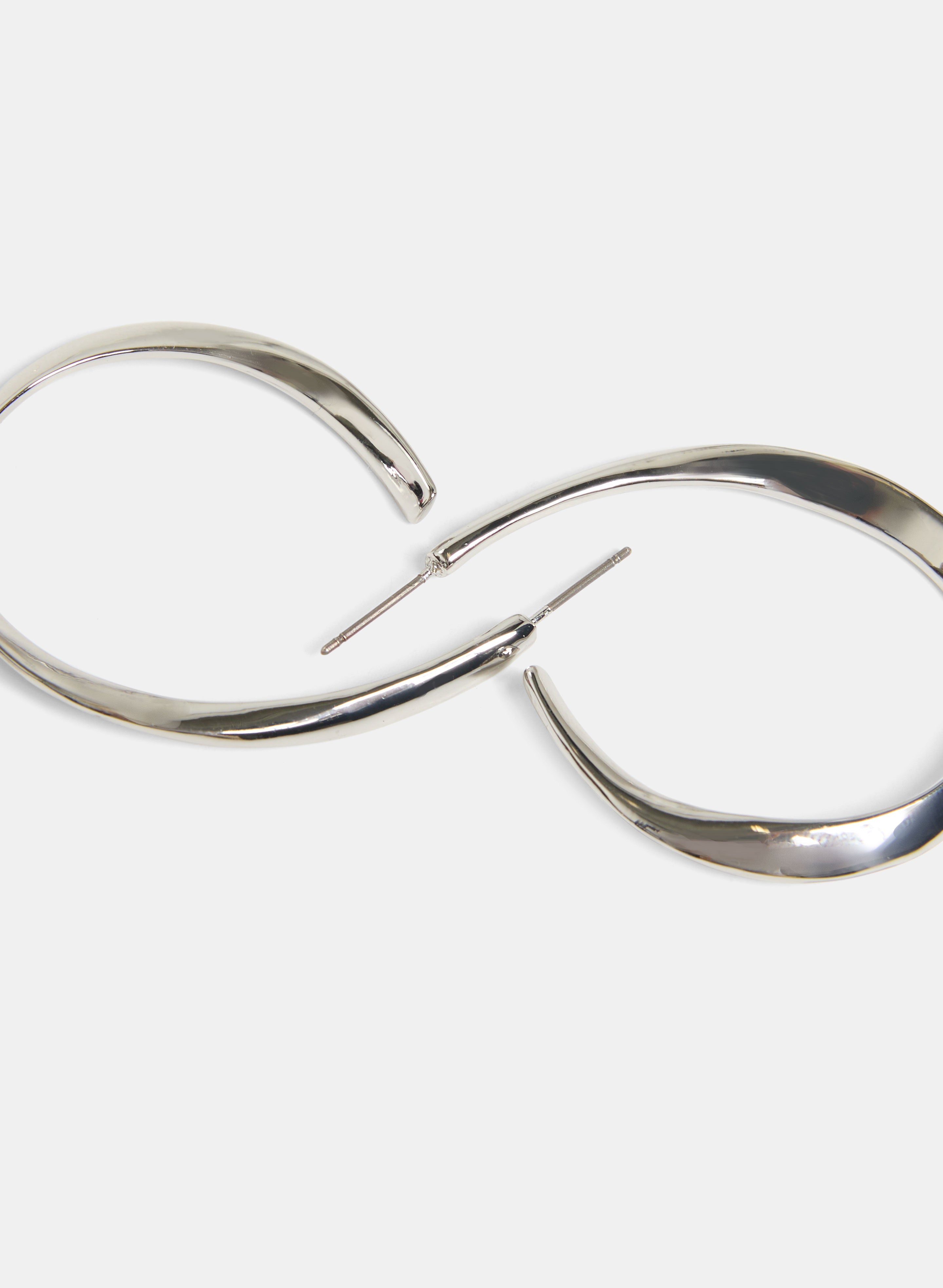 Stylish Curved Hoop Earrings for Women - 14K Gold Plated Dangle Earrings - Perfect for Parties, Weddings & Everyday Wear