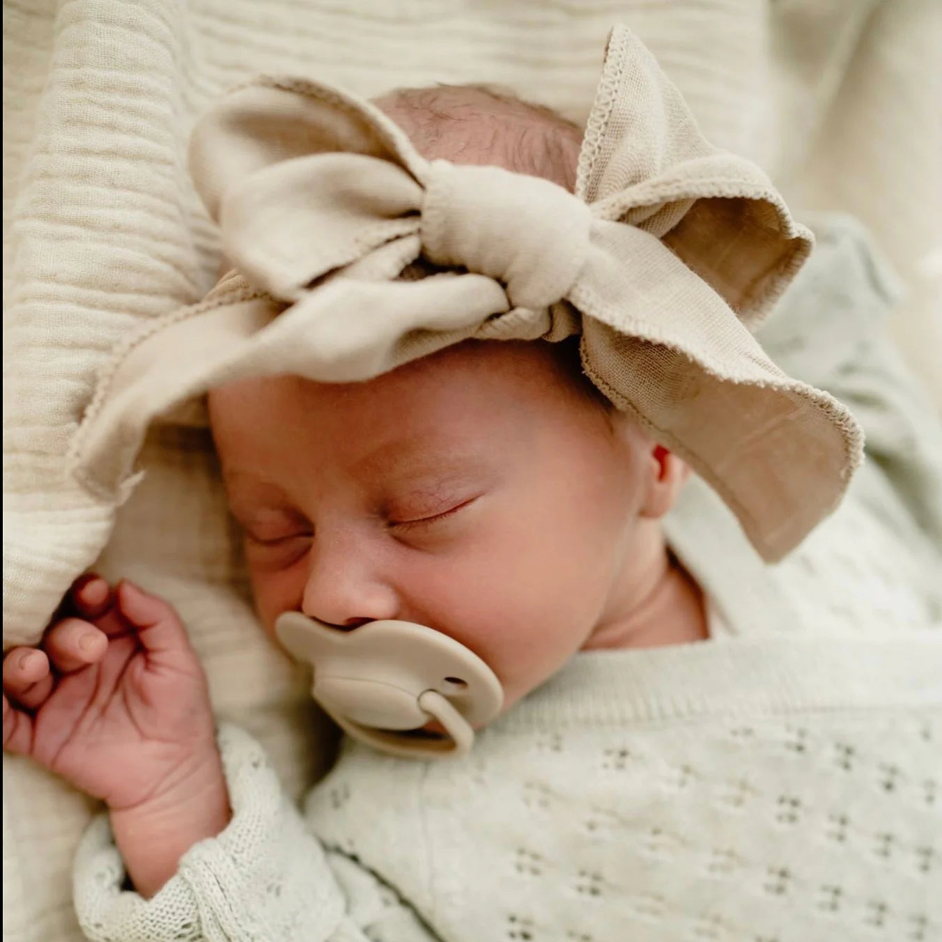 Pop Ya Tot Muslin Top Knot Headband for Babies - Soft & Breathable Hair Accessory for Newborns, Infants & Toddlers - Perfect for Everyday Wear, Photo Shoots & Special Occasions