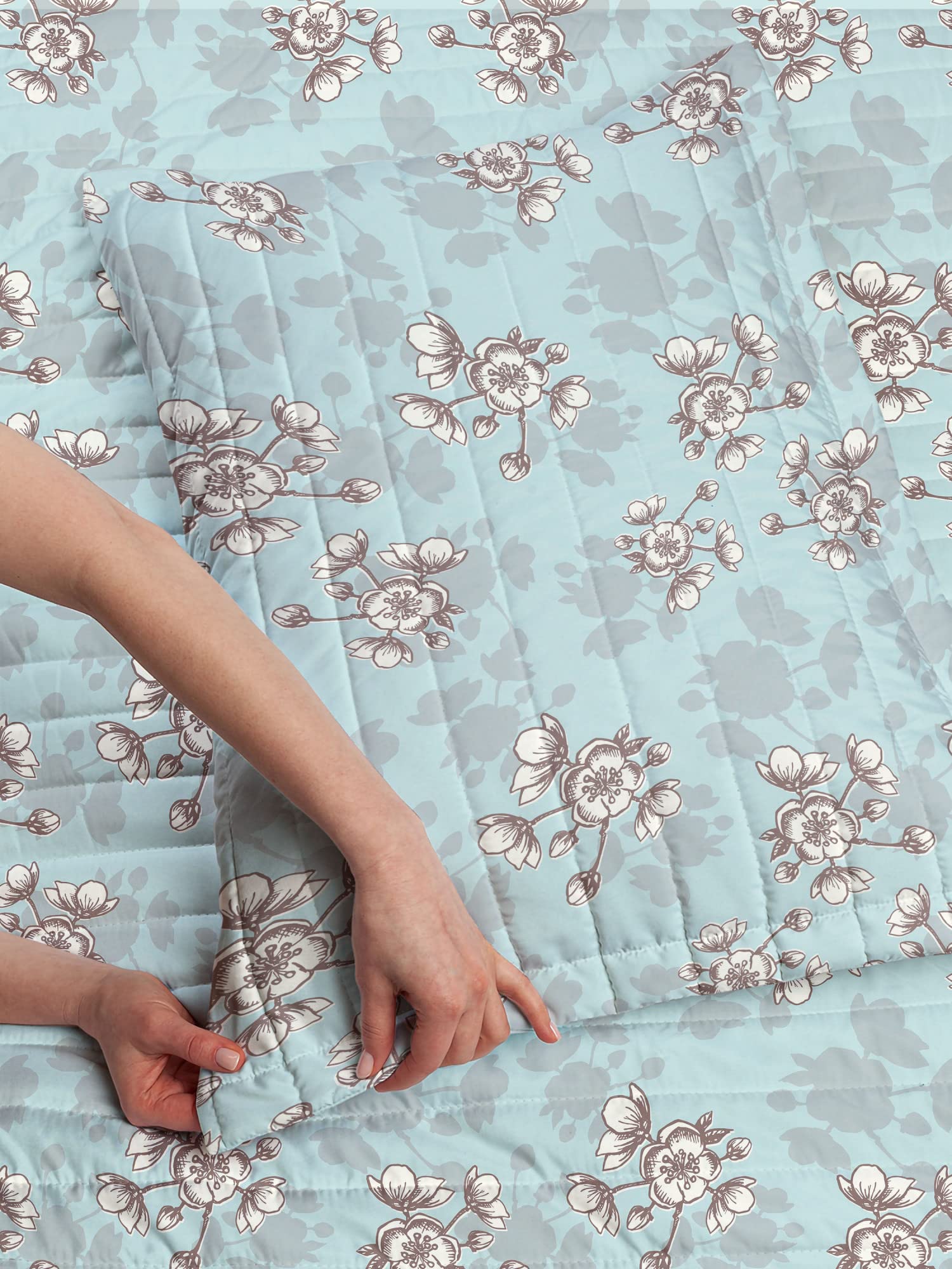 Ambesonne Garden Microfiber Bedspread Set - Floral Blossom Pastel Hand-Sketched Design, Soft Twin Size Bedding with Pillow Sham & Comforter in Pale Blue Grey White | Perfect for Wedding, Romantic Bedroom Decor & Cozy Home Styling