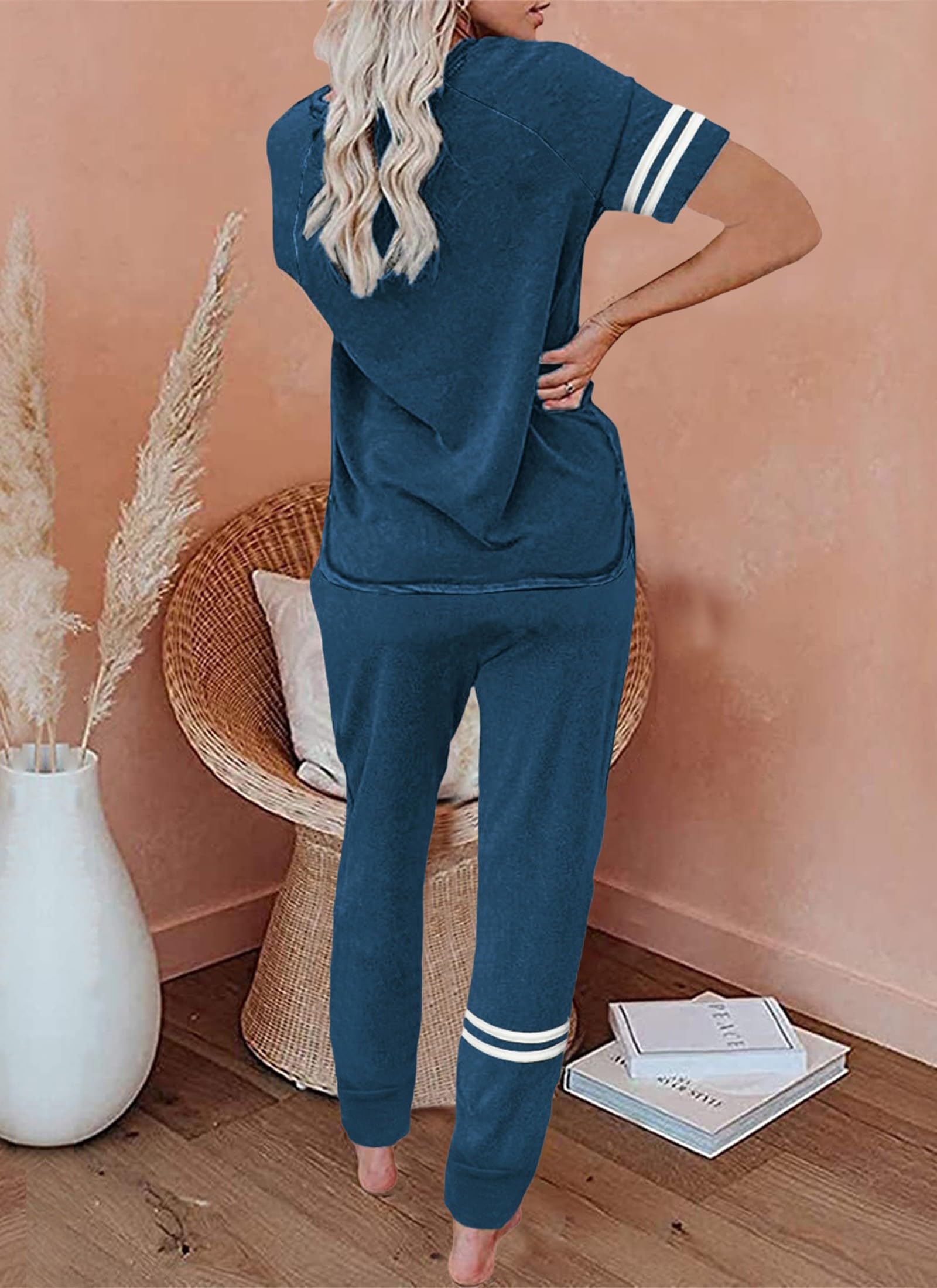 Women's 2-Piece Loungewear Set - Soft Long Sleeve Top & Jogger Sweatpants | Cozy Lounge Outfit for Yoga, Home Wear & Relaxation | Matching Pajama Set for Women