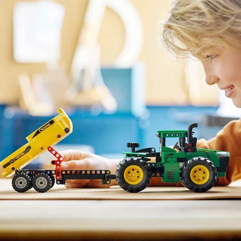 John Deere 9620R 4WD Tractor Toy - 390 Piece Set for Kids & Collectors - Perfect for Farm Playsets, Educational Gifts & Display Collections