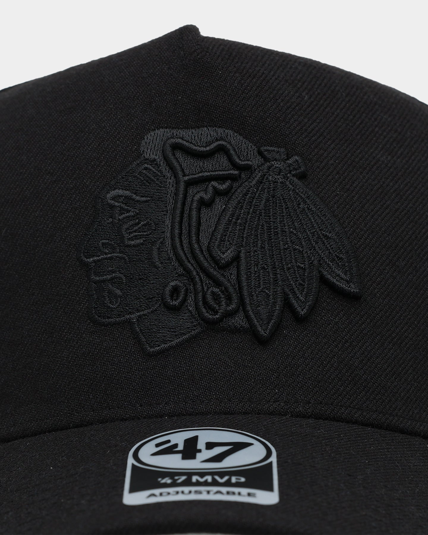 47 Brand Chicago Blackhawks MVP DT Snapback Hat - Adjustable Black Baseball Cap for Men & Women - Perfect for Sports Fans, Casual Wear & Game Day Outfits