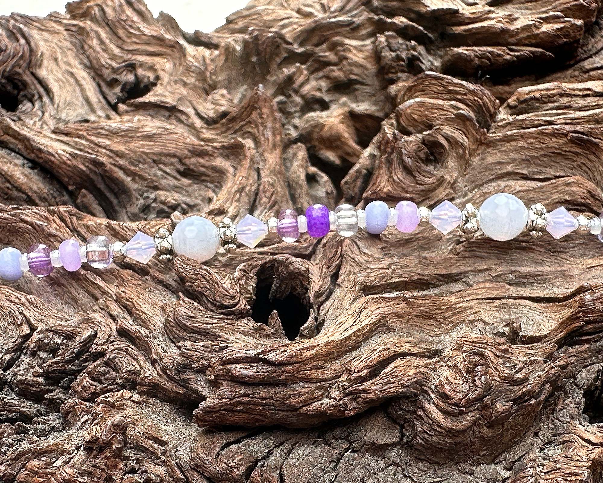 Purple Chalcedony Gemstone Beaded Anklet Bracelet for Women - Elegant Adjustable Ankle Jewelry for Beach, Yoga & Boho Fashion