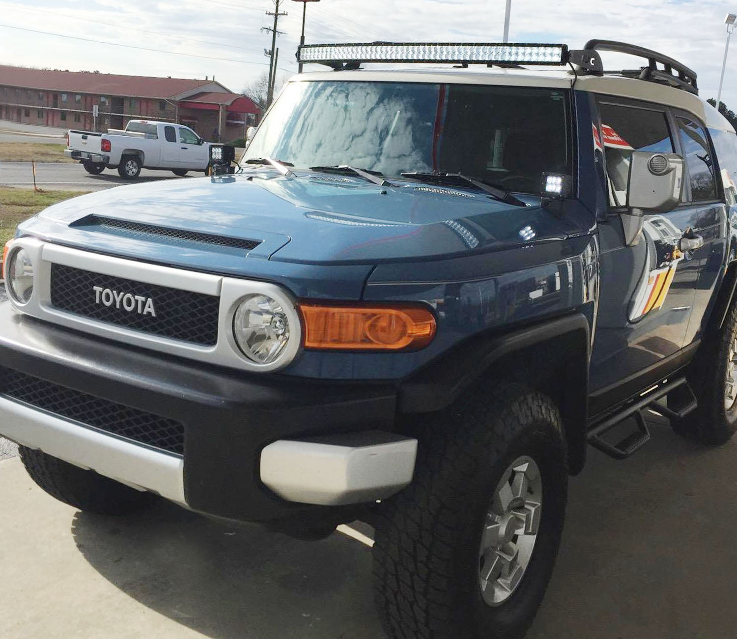 48W CREE LED Light Pods with Front Cowl Mounting Brackets for 2007-2014 Toyota FJ Cruiser - Off-Road Lighting, Fog Lights, Ditch Lights for Adventure & Night Driving