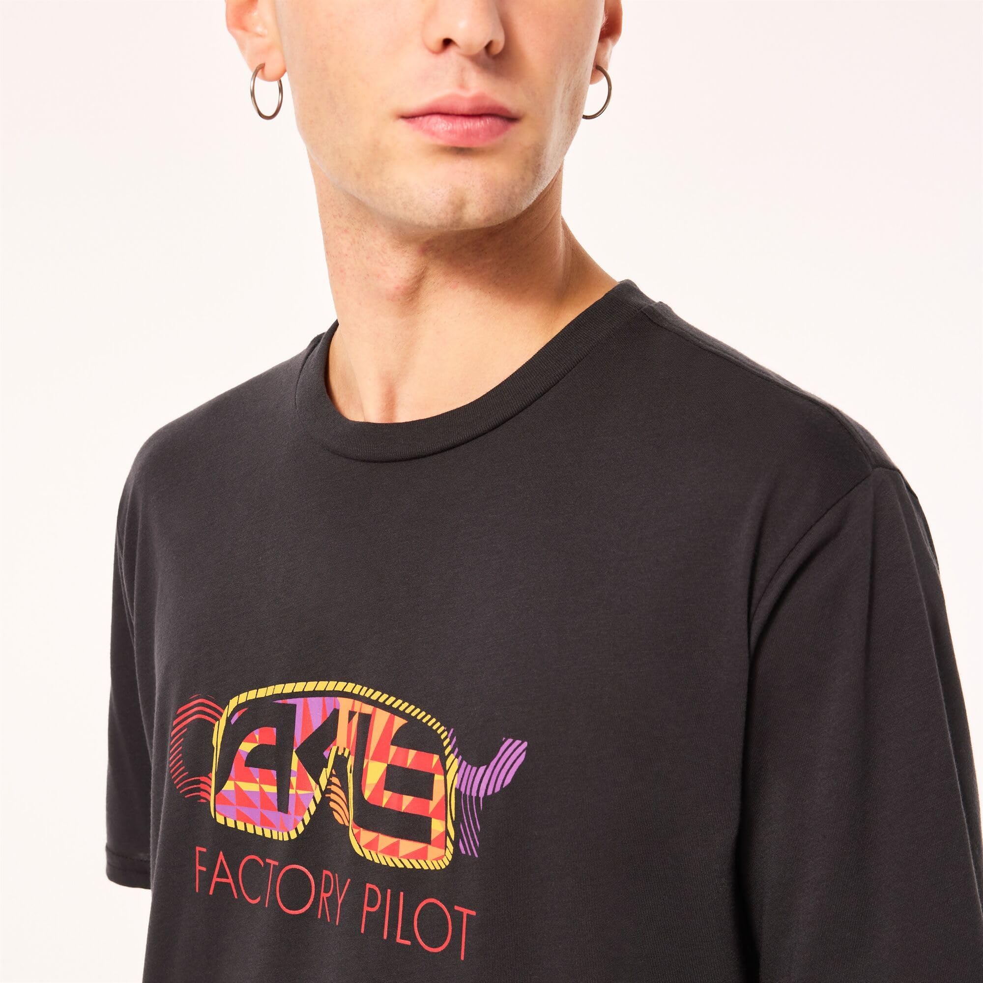 Oakley Men's Performance Shirt - Moisture-Wicking, Breathable & Lightweight for Outdoor Activities, Hiking & Gym Workouts