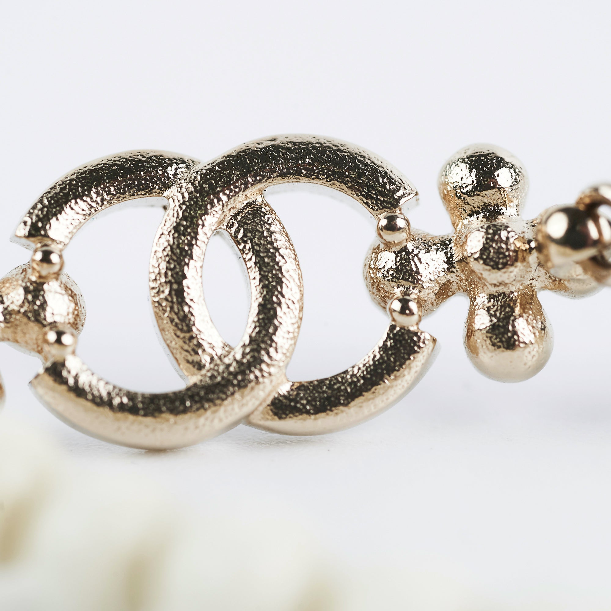 Chanel CC Logo Choker Necklace - Fashion Costume Jewelry for Women, Elegant Layering Piece for Party & Evening Wear