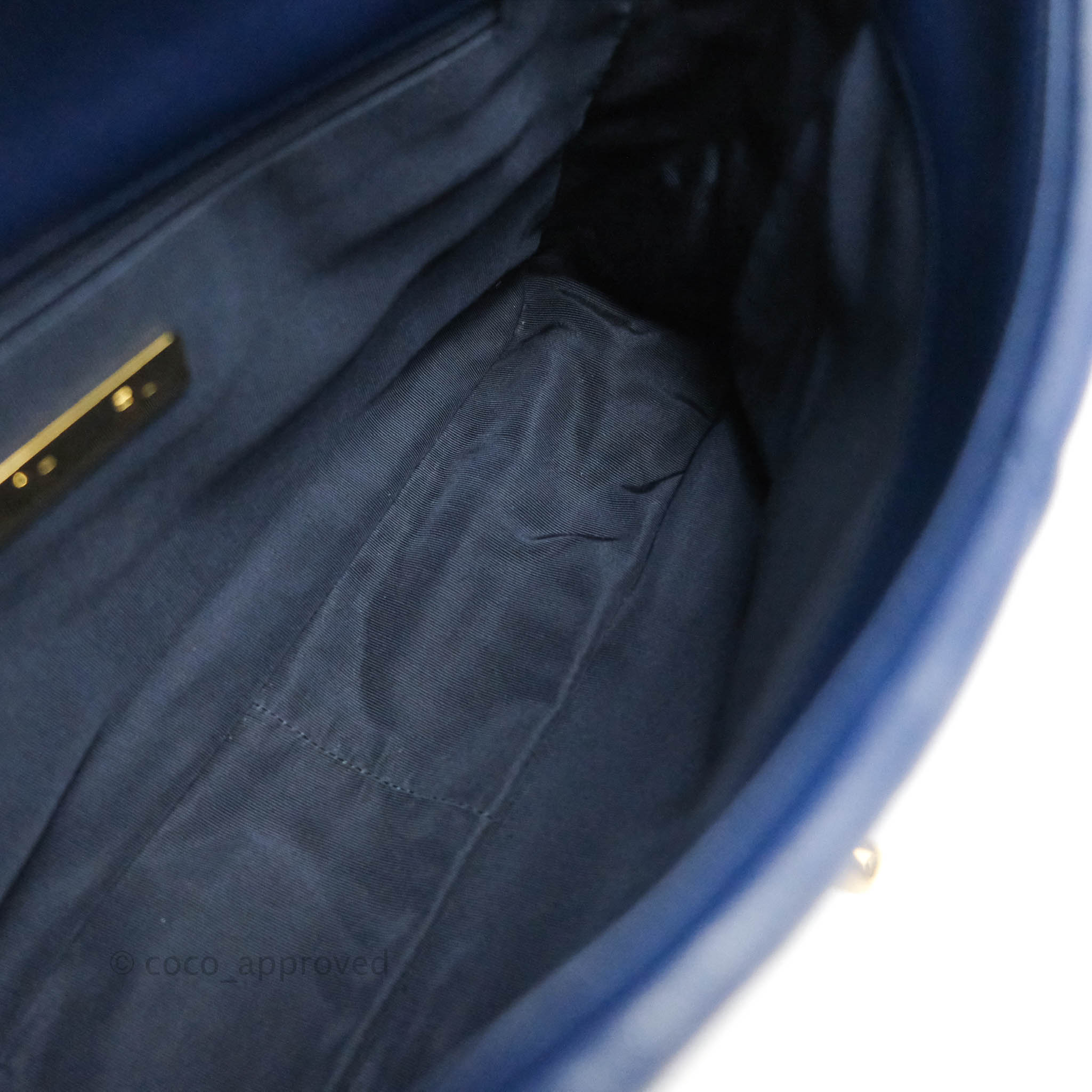 Chanel 19 Medium Flap Bag in Blue Goatskin Leather with Mixed Hardware - Perfect for Everyday Luxury & Special Occasions