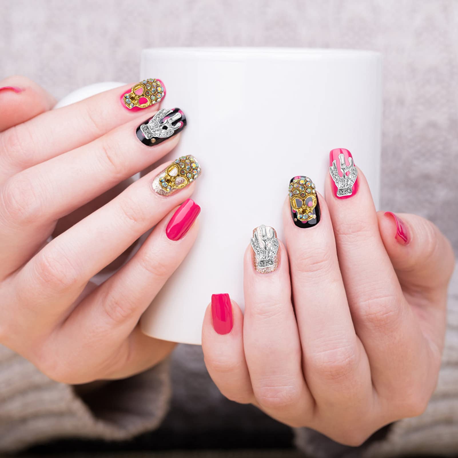 40PCS Nail Art Stickers - Skull Head Alloy Jewelry Nail Decor with Diamonds | Manicure Tips & Charms for Nails & Cellphone | Perfect for Halloween, Gothic Style & DIY Nail Art