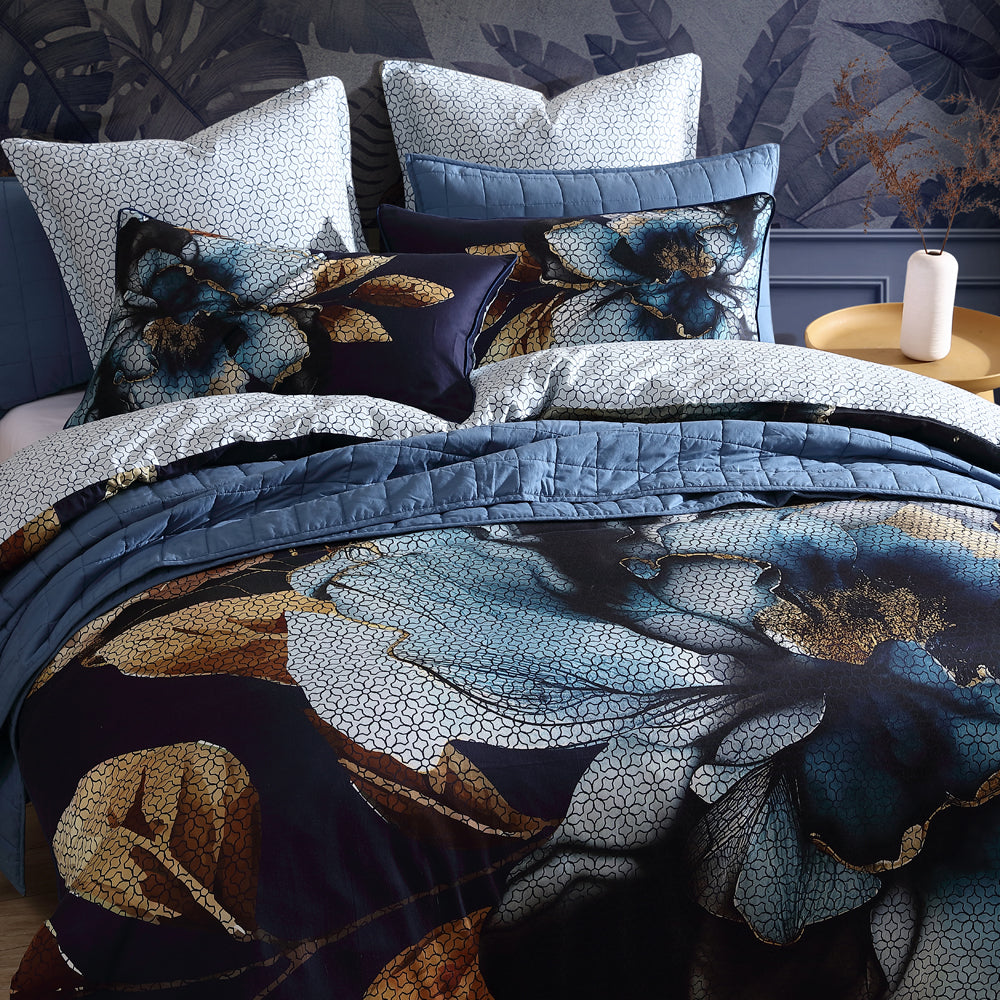 Premium Golden Glow Navy Blue Quilt Cover Set - Queen Size Bedding for Luxurious Comfort | Perfect for Master Bedrooms, Guest Rooms & Cozy Home Decor