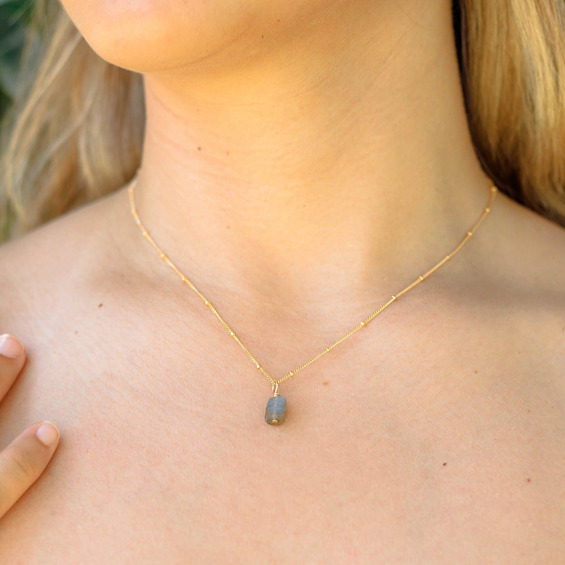 Natural Tiny Raw Labradorite Pendant Necklace - Handmade Gemstone Jewelry for Women - Perfect for Boho Style, Spiritual Healing & Everyday Wear