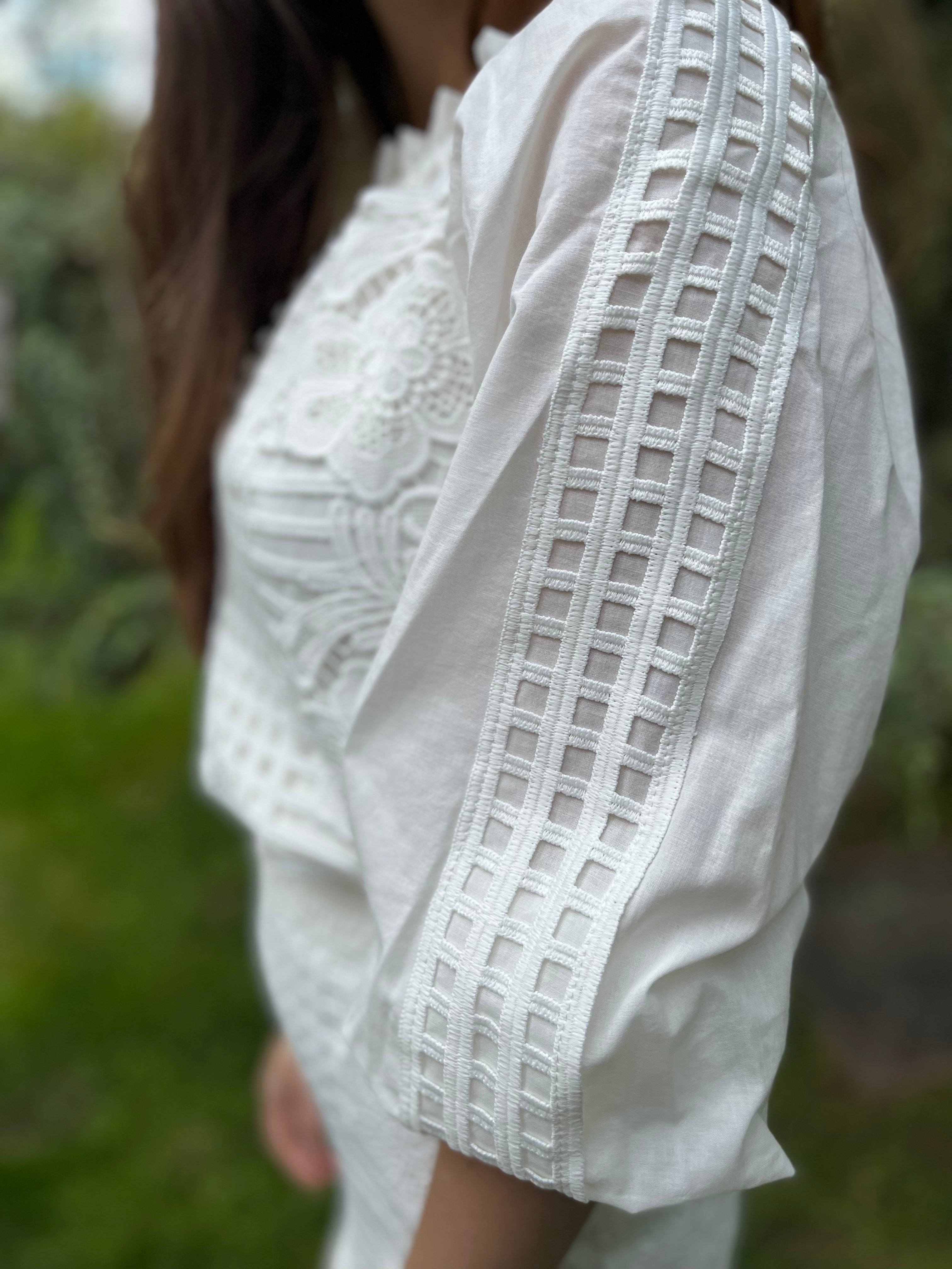 Elegant White Lattice Top for Women - Breathable Summer Blouse - Perfect for Casual Outings, Beach Wear & Date Nights