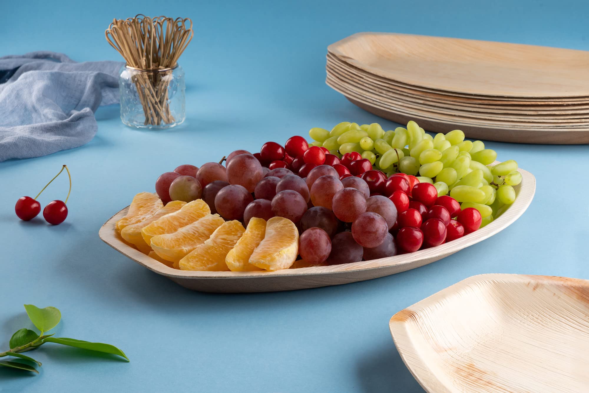 FOOGO 10-Pack Eco-Friendly Palm Leaf Disposable Serving Trays - 14