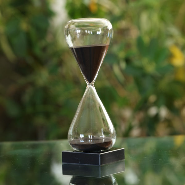 60 Minute Freestanding Triangle Sand Timer - Hourglass for Time Management, Classroom, Board Games & Home Decor