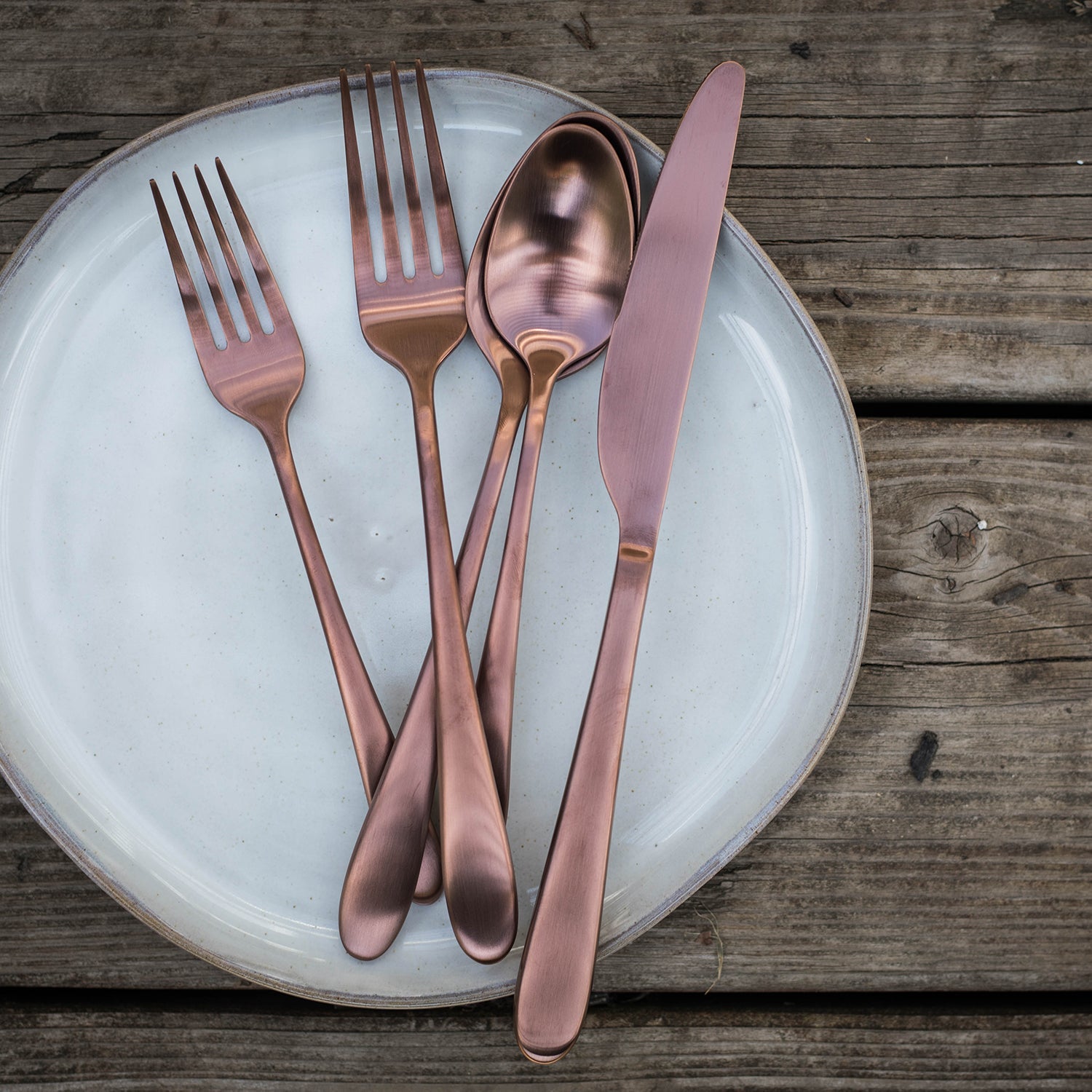 Premium 20-Piece Copper Satin Flatware Set - Elegant Stainless Steel Cutlery Set for Dining, Wedding Gifts & Home Entertaining - Perfect for Restaurants, Dinner Parties & Special Occasions