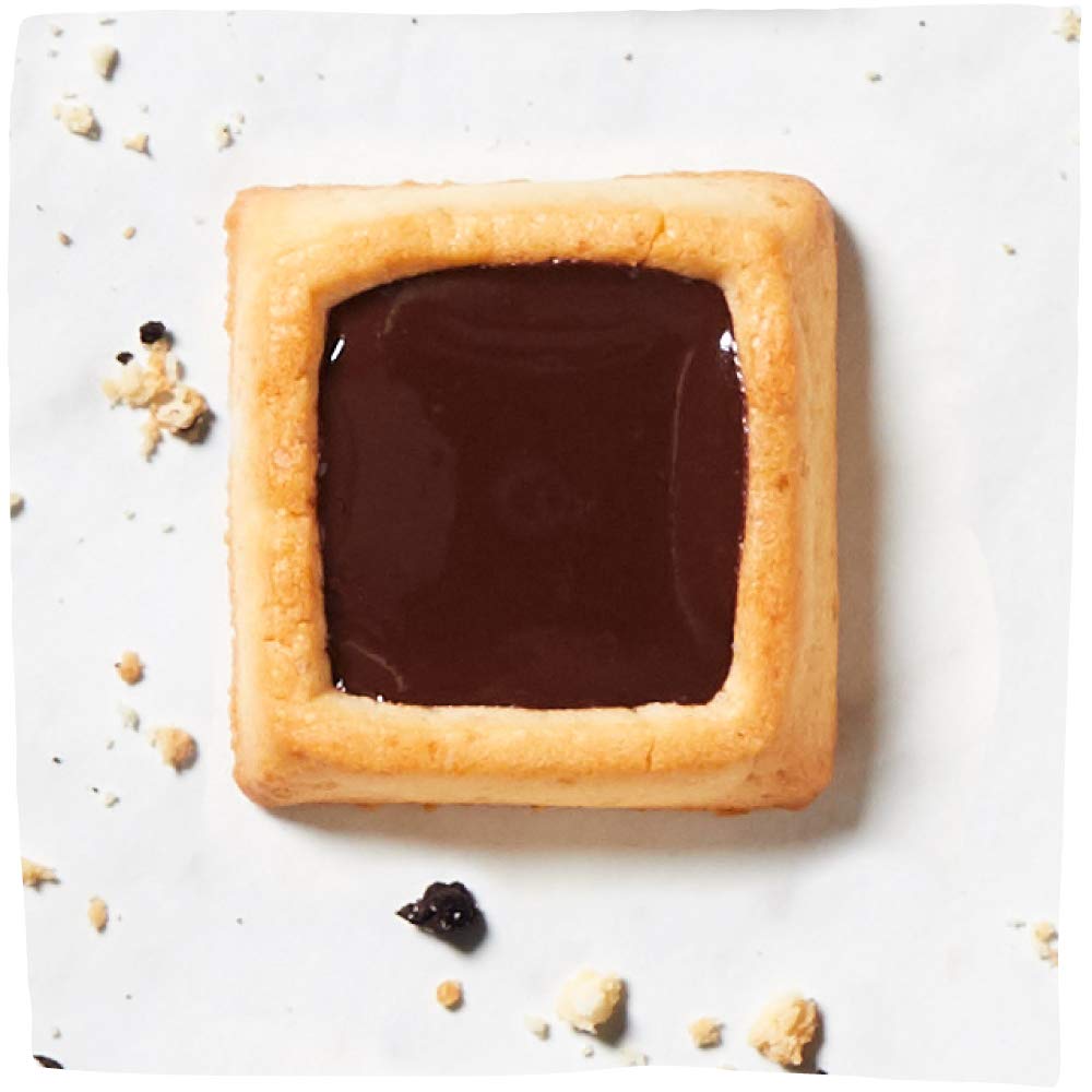 Michel et Augustin Dark Chocolate & Sea Salt Shortbread Cookies - Individually Wrapped French Butter Cookies (40 Count) | Bulk Snacks, Gift Box | Perfect for Office Treats, Holiday Gifting & Afternoon Tea