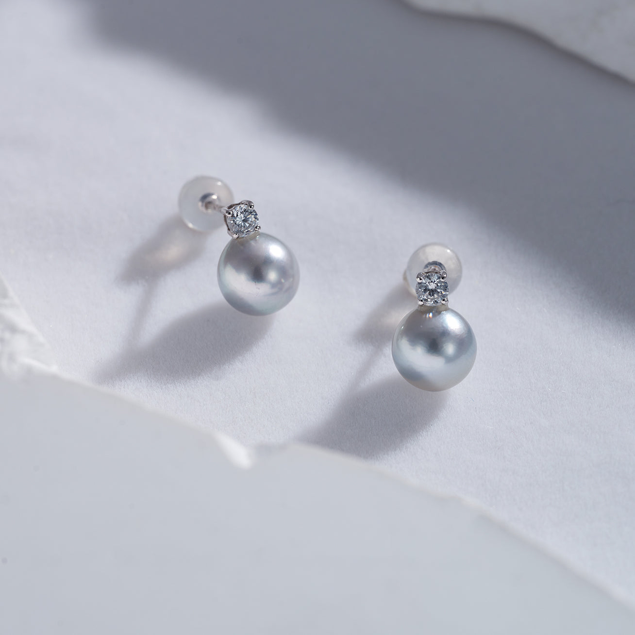 18K Silver Blue Akoya Pearl Earrings for Women - Elegant Stud Earrings for Wedding, Party & Gift Giving | KE00132