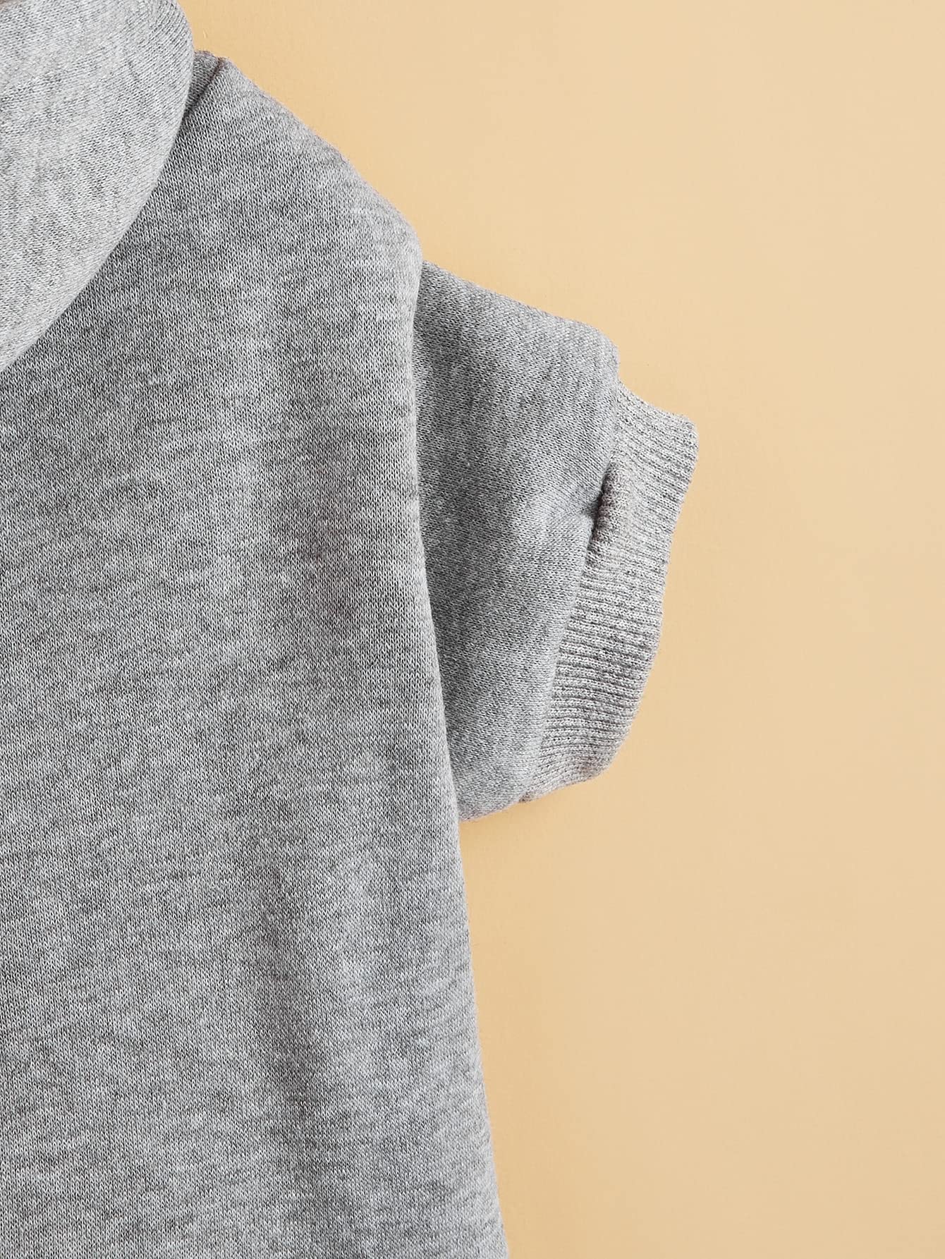QWINEE Dog Hoodie & Cat Apparel - Warm Pet Jacket for Small Medium Dogs & Cats - Light Grey Medium Size - Perfect for Winter Walks & Indoor Comfort