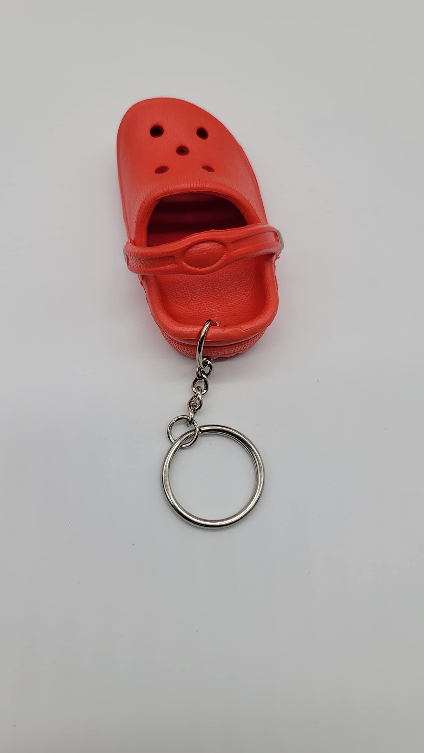 Mini Clog Shoe Keychain - Cute Dutch Wooden Shoe Charm for Keys, Backpacks & Gifts (Red) | Perfect for Travel Souvenirs, Home Decor & Dutch Culture Enthusiasts