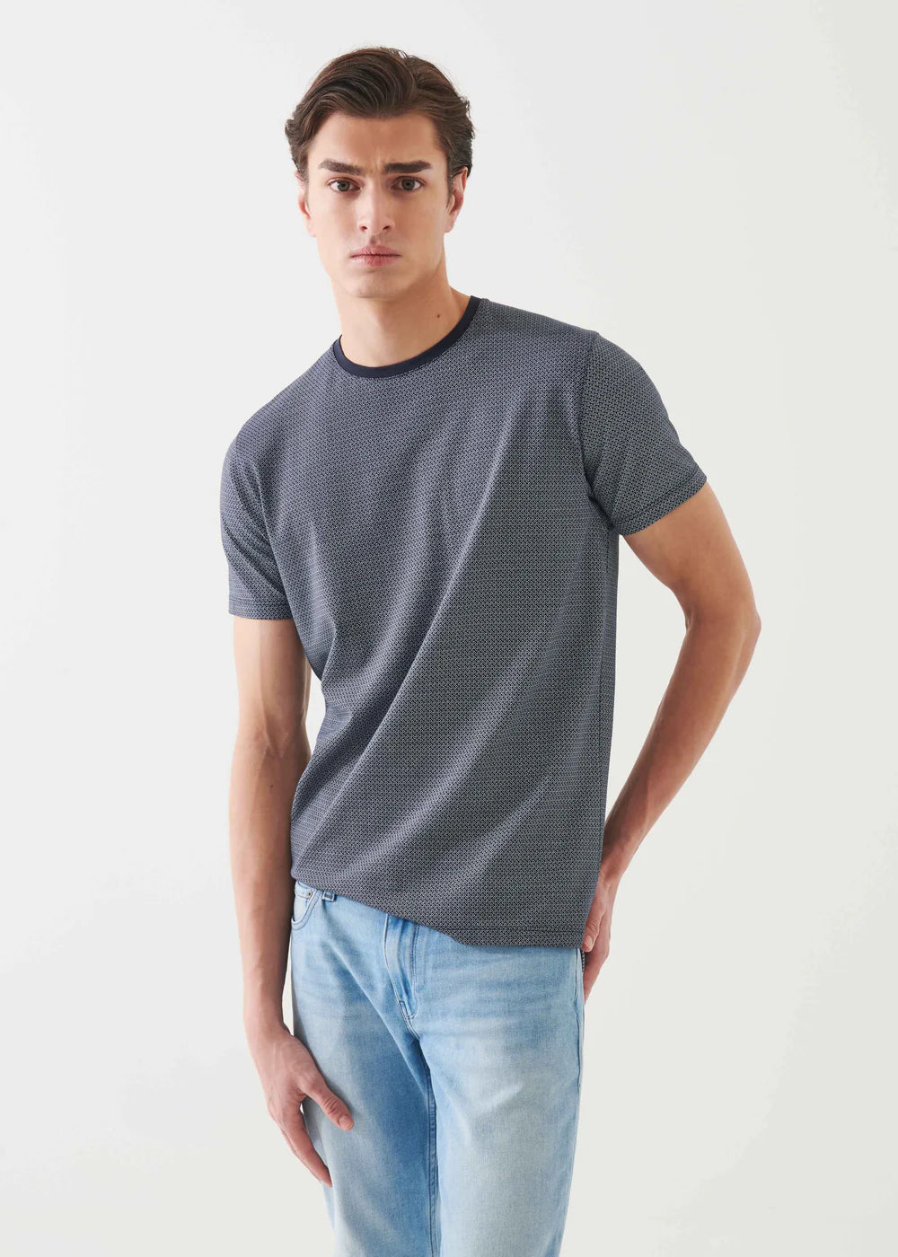 Stylish GEO Rectangle All Over Print Crew Neck T-Shirt for Men & Women - Trendy Graphic Tee for Casual Wear, Street Style & Everyday Outfits