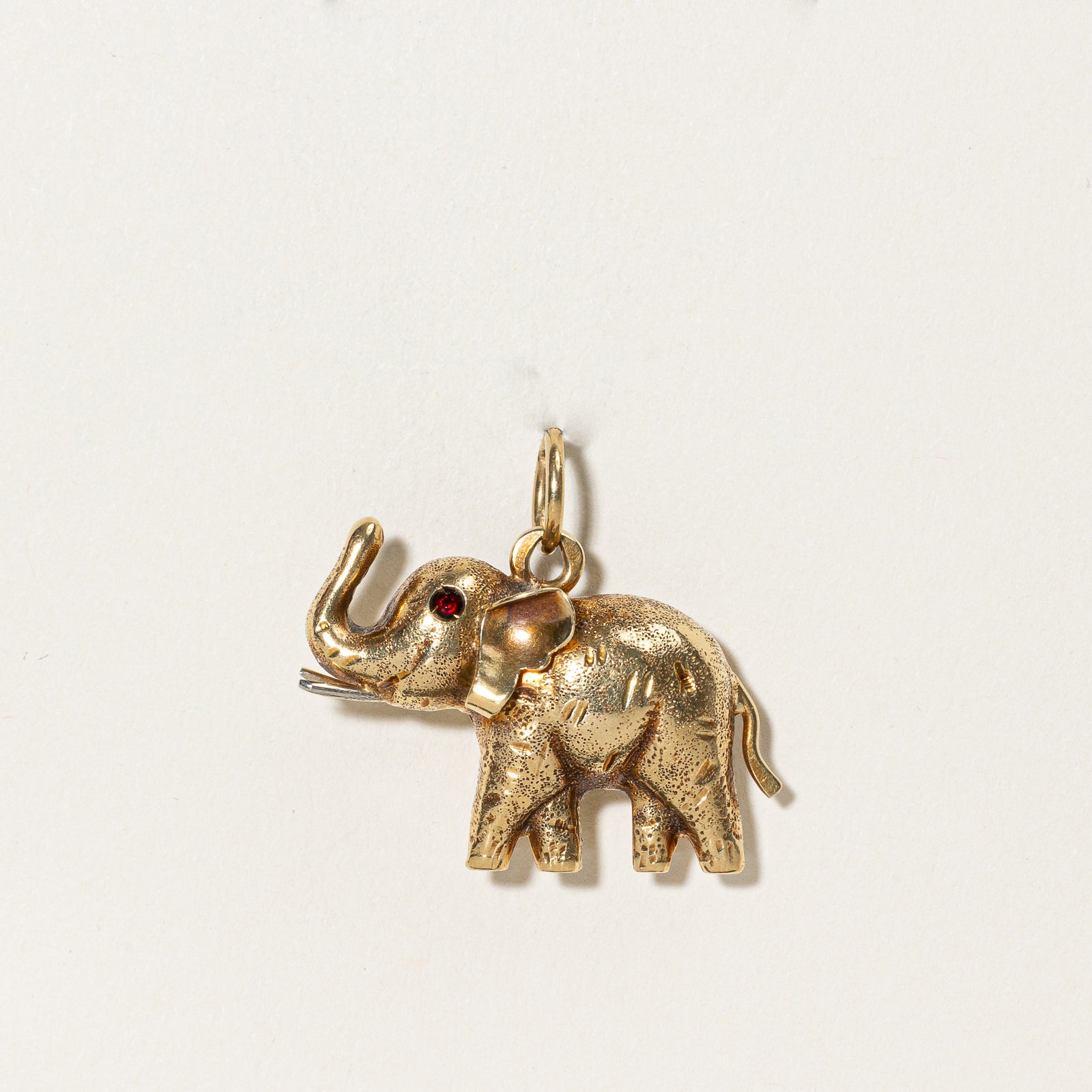 19K Yellow Gold Elephant Pendant Necklace with 0.06ctw Diamond Accents - Elegant Jewelry Gift for Women, Perfect for Birthdays, Anniversaries & Special Occasions