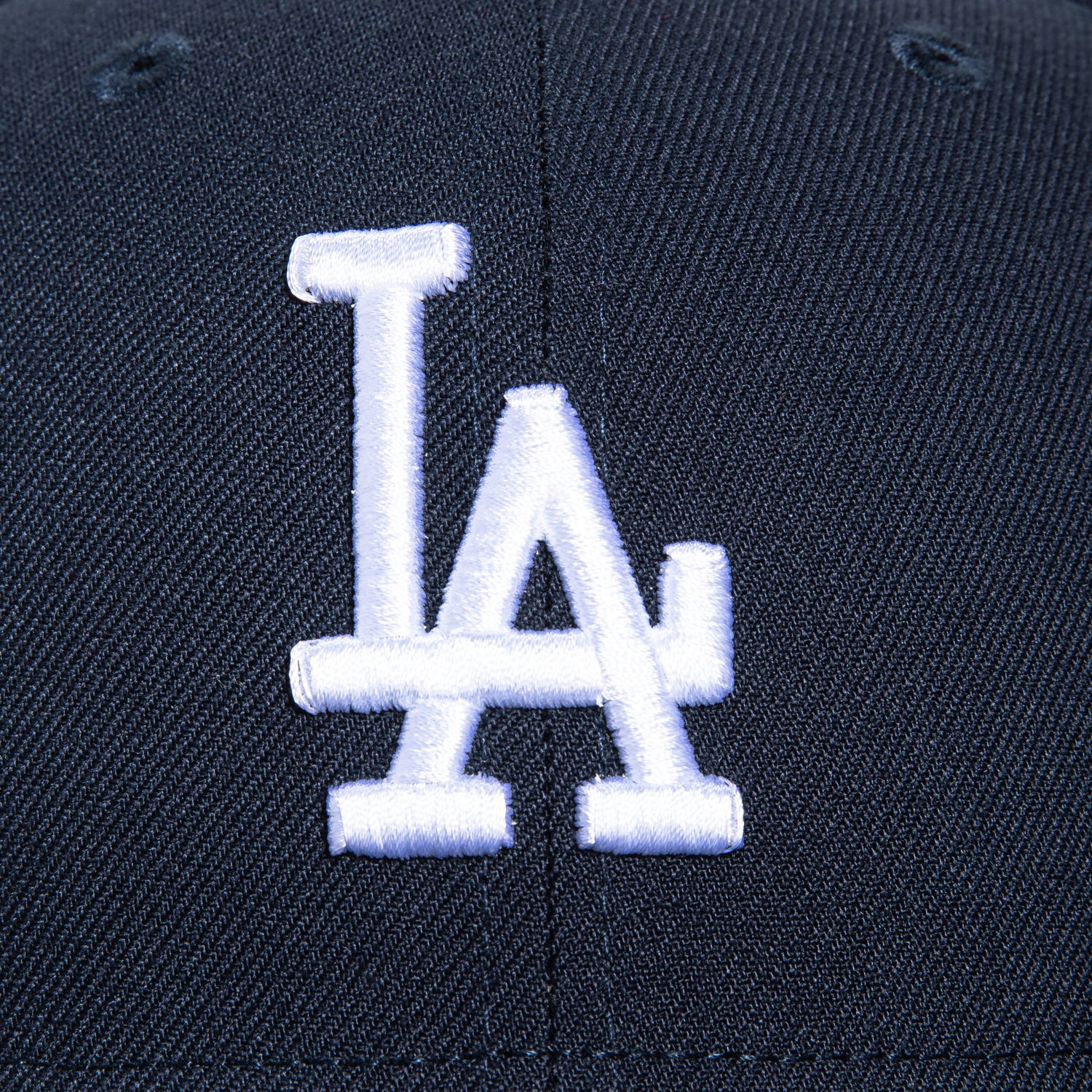 New Era 59Fifty Los Angeles Dodgers 2020 World Series Champions Snapback Hat with Patch - Navy & Graphite Color - Perfect for Baseball Games, Fan Collections, and Sports Fashion