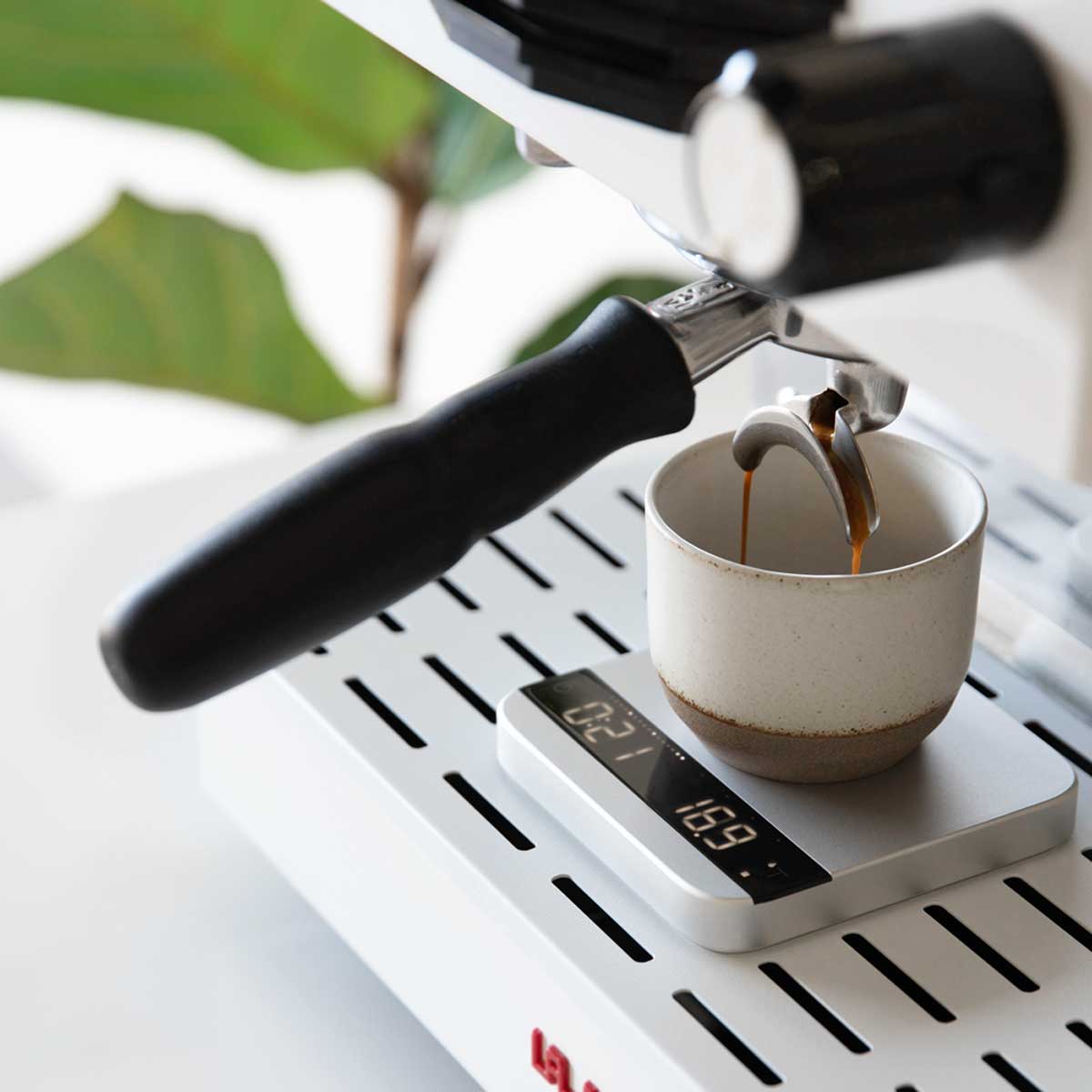 Acaia Lunar Scale - High Precision Coffee Brewing Scale for Espresso, Pour Over & Drip Coffee | Perfect for Home Baristas & Coffee Shops | Durable & Waterproof Design