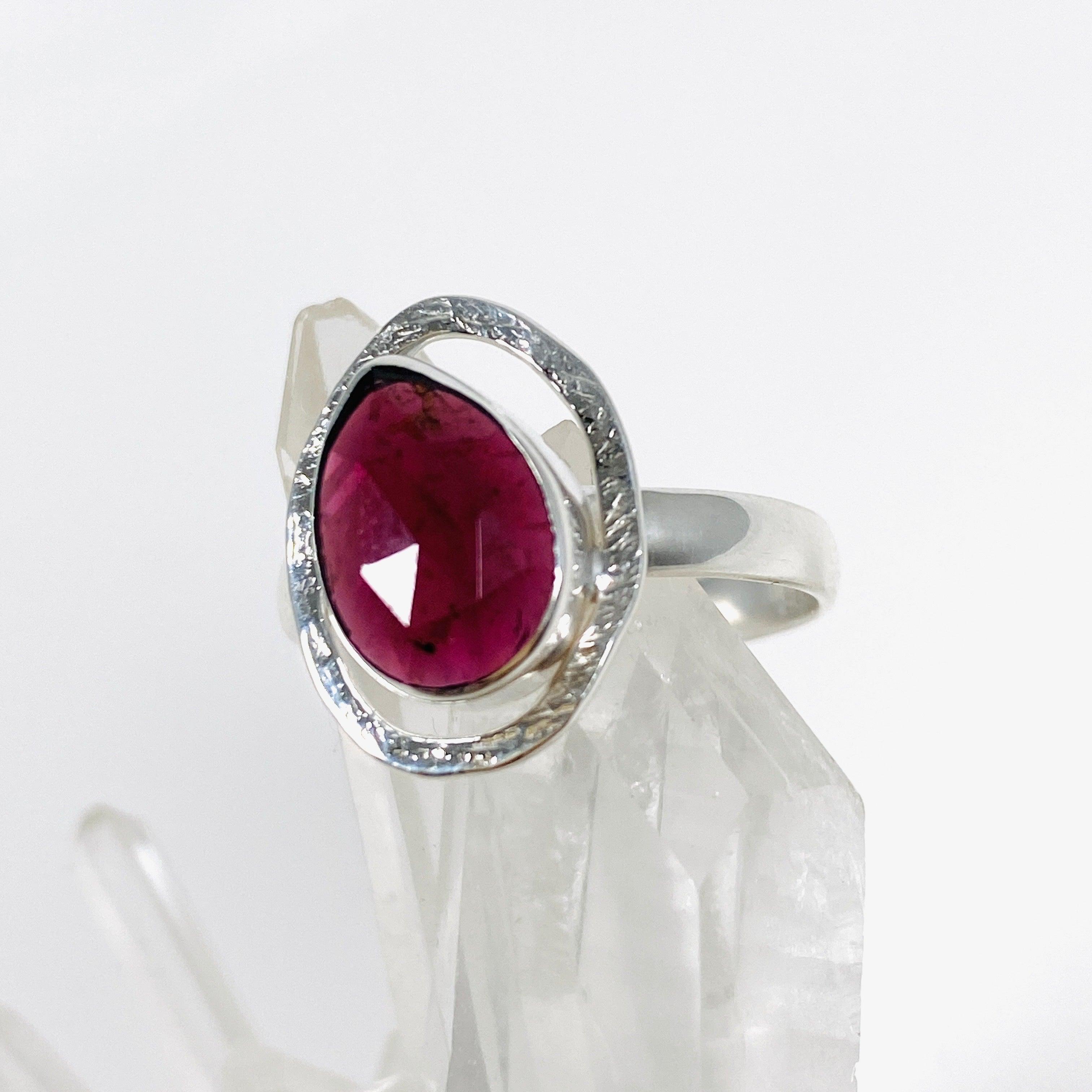Garnet Faceted Teardrop Ring - Size 8 - LRGJ 16 - Elegant Jewelry for Women - Perfect for Weddings, Parties & Special Occasions