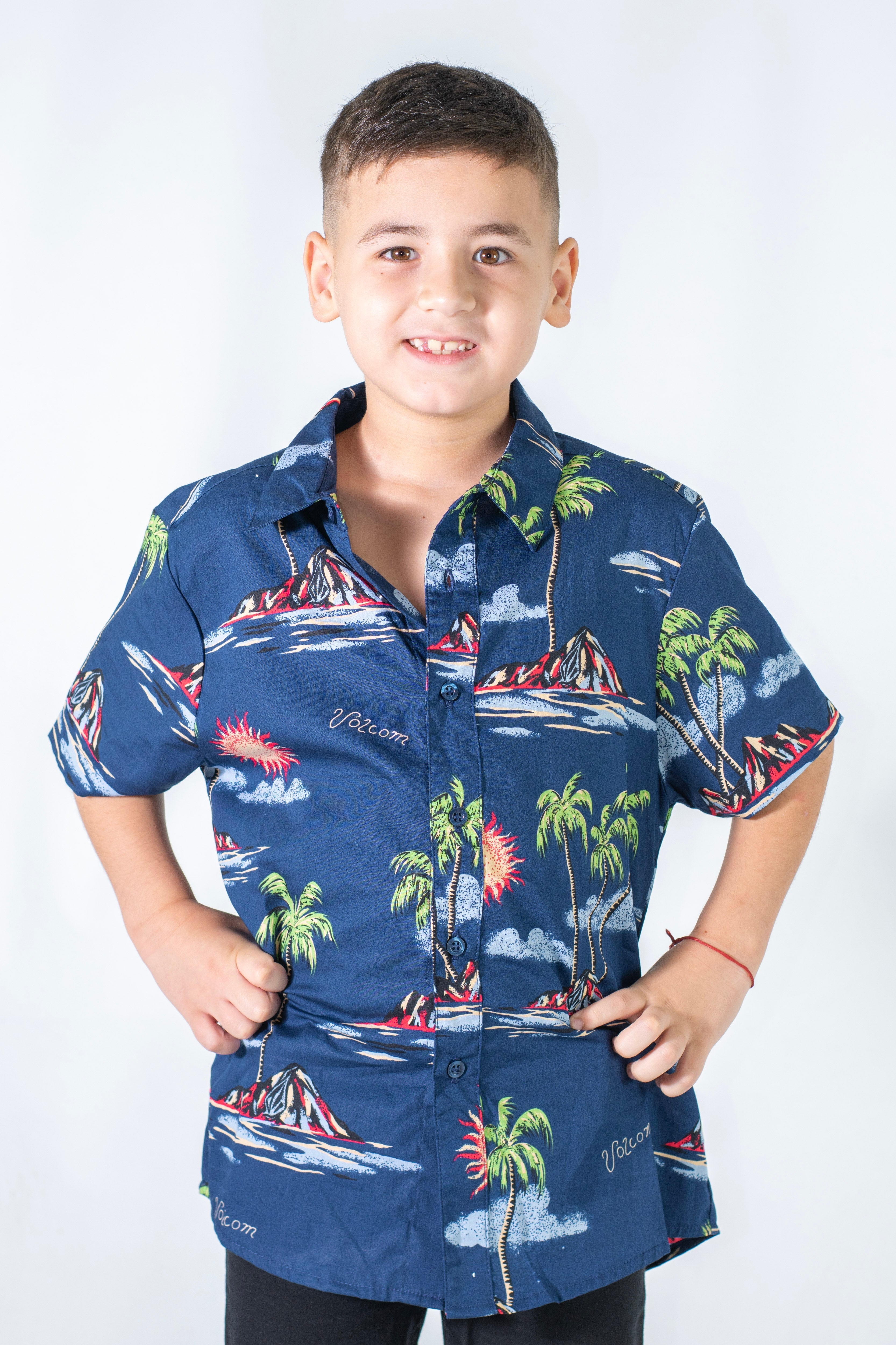 Volcom Kids MC Island Time Short Sleeve T-Shirt - Comfortable & Stylish Boys & Girls Casual Tee for Beach, Summer & Outdoor Activities