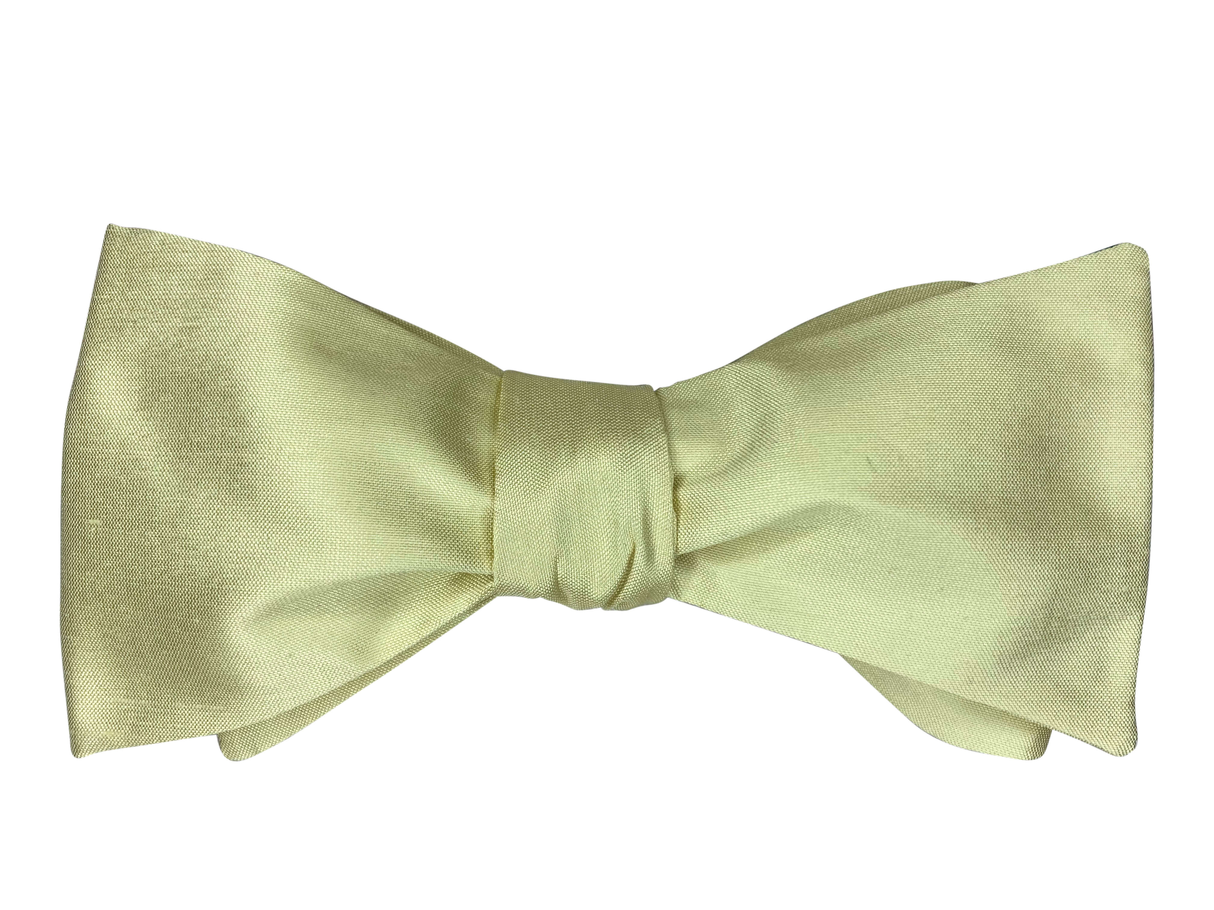 Elegant Buttermilk Yellow Silk Bow Tie for Men - Perfect for Weddings, Prom & Formal Events