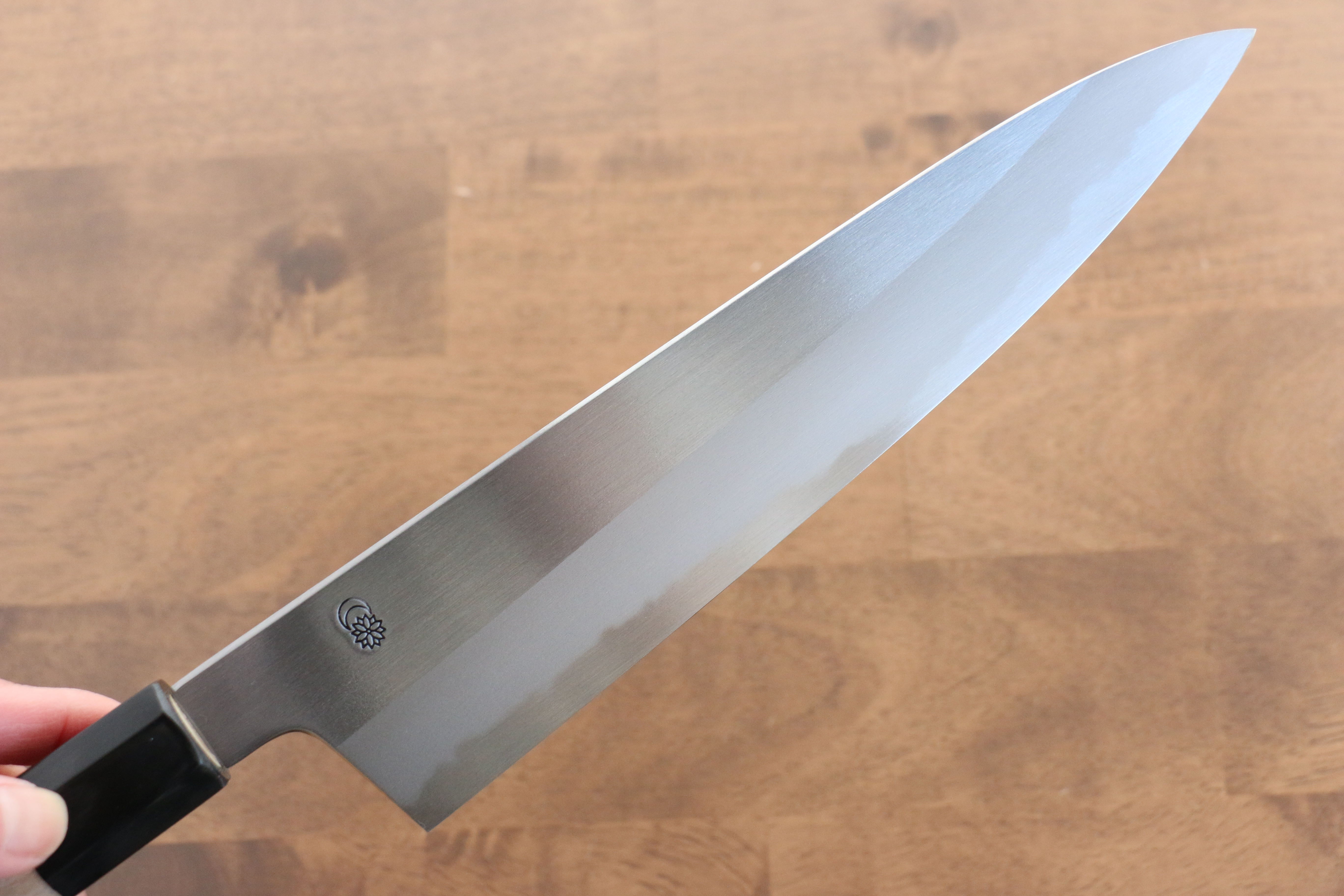 Premium Kikuzuki White Steel No.2 Kasumitogi Gyuto Japanese Chef Knife 240mm with Magnolia Handle - Perfect for Sushi, Meat Slicing & Professional Kitchen Use