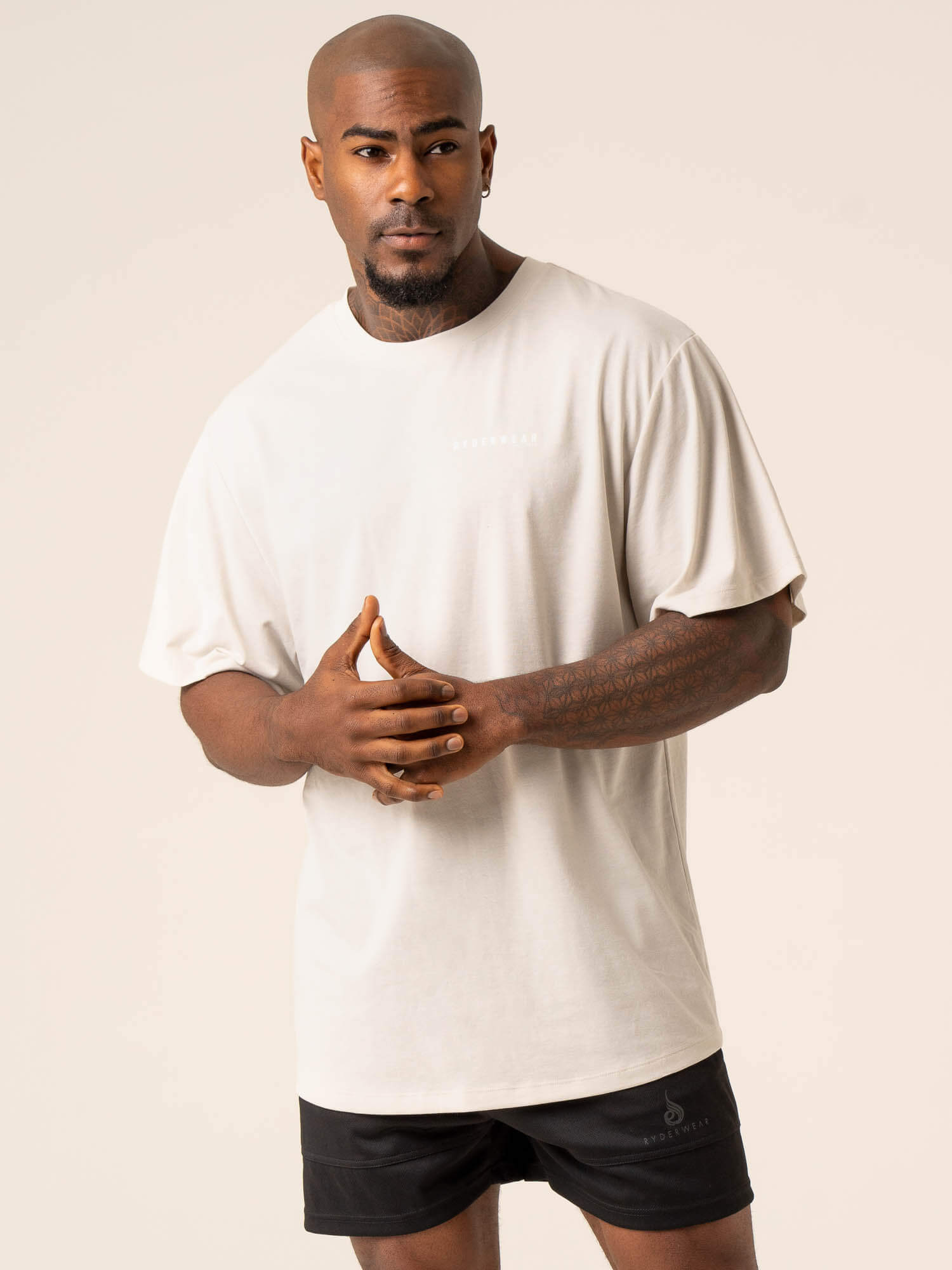 Premium Oversized T-Shirt for Men & Women - Soft Stone Wash Cotton Tee - Trendy Streetwear for Casual Outfits & Loungewear