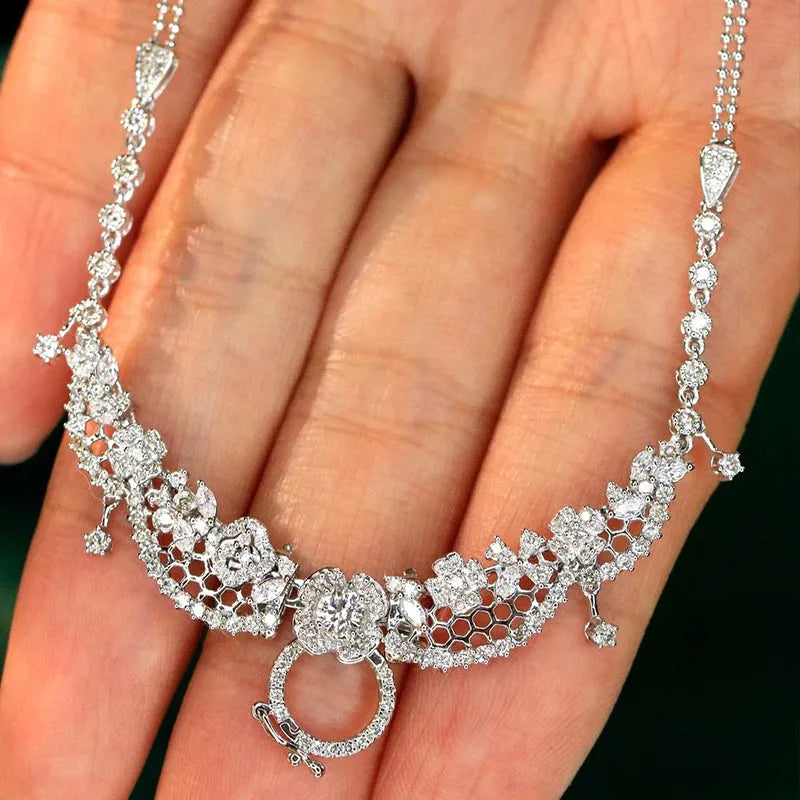 18K White Gold Real Diamond Flower Necklace for Women - 1.7ct Luxury Jewelry Gift for Anniversary, Wedding & Special Occasions | Aazuo Fine Jewelry Collection