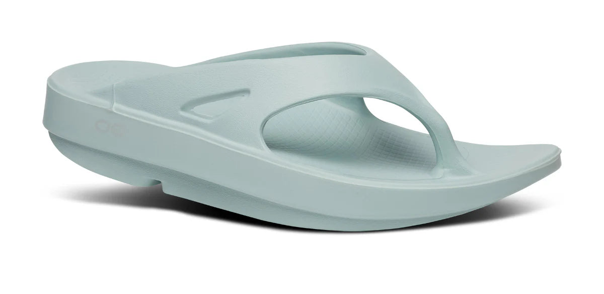 Original OOFOS Recovery Sandals for Men & Women - Comfortable Arch Support Flip Flops for Post-Workout, Plantar Fasciitis Relief - Perfect for Beach, Pool & Relaxation at Home