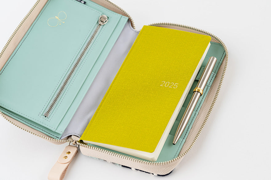 Hobonichi Techo 2025 minä perhonen Weeks Planner Cover Only - Butterfly Design for Daily Planning, Journaling & Productivity (Perfect for Students, Professionals & Bullet Journal Enthusiasts)