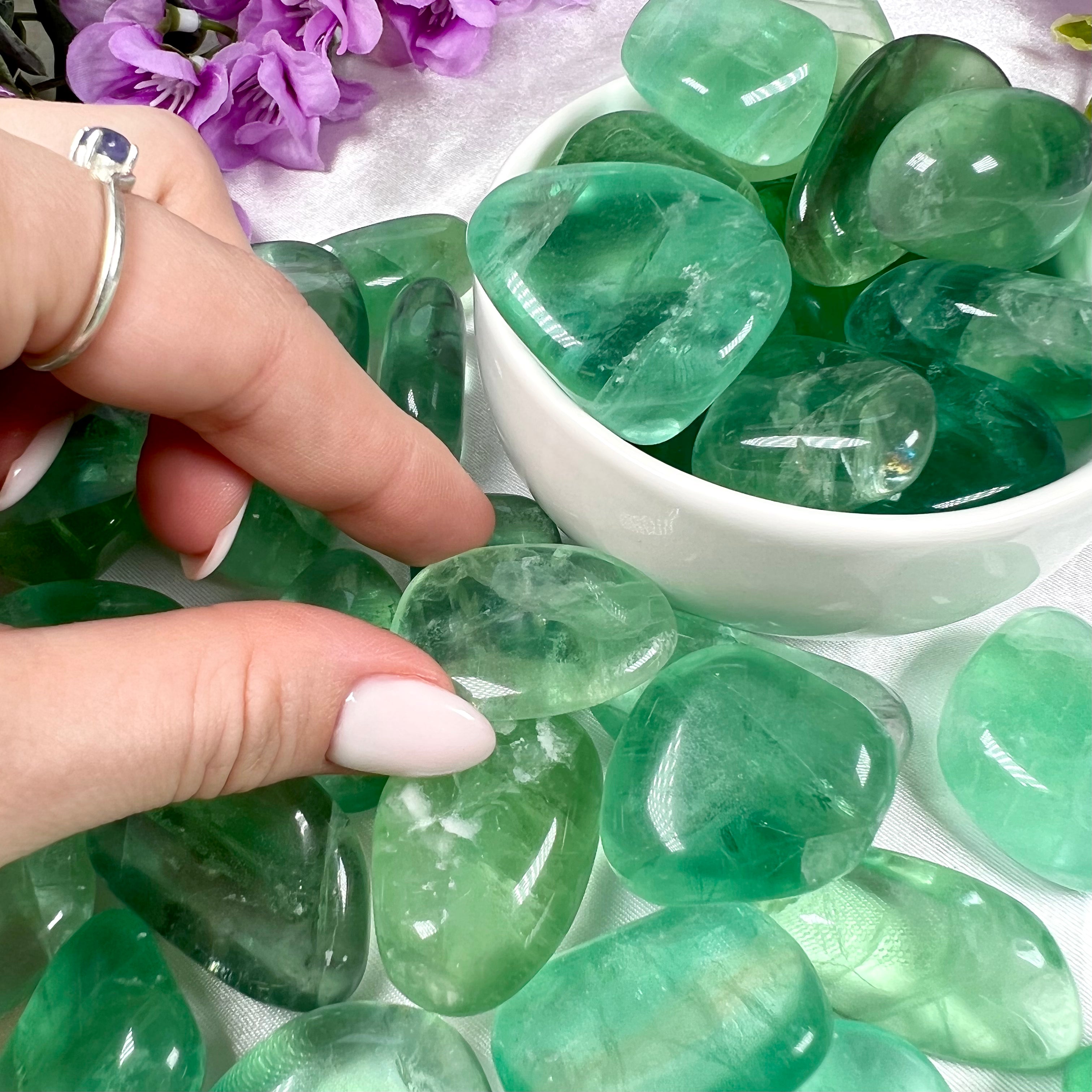 Natural Green Fluorite Tumbled Stones - Healing Crystals for Meditation, Reiki & Energy Work - Bulk Wholesale for Jewelry Making & Home Decor