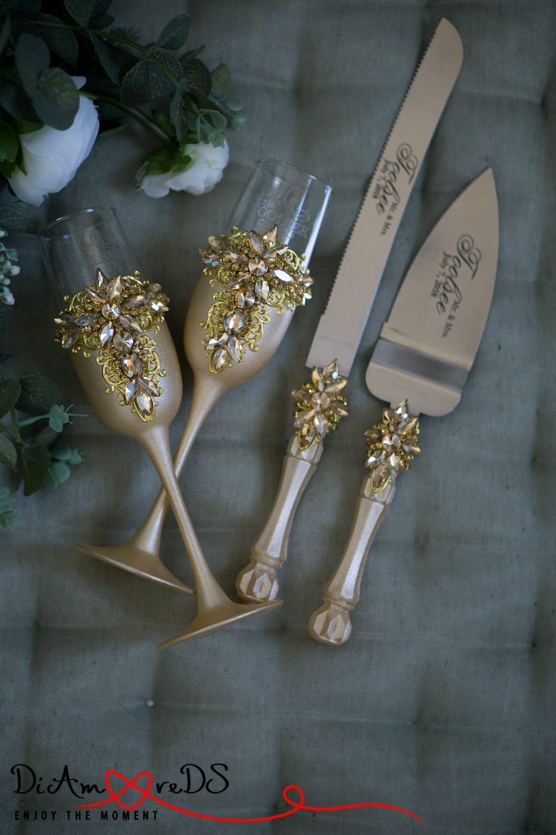Elegant Gold Wedding Flutes & Cake Server Set - Premium Wedding Cake Cutting Kit - Champagne Toasting Glasses for Bridal Showers, Receptions & Anniversary Celebrations