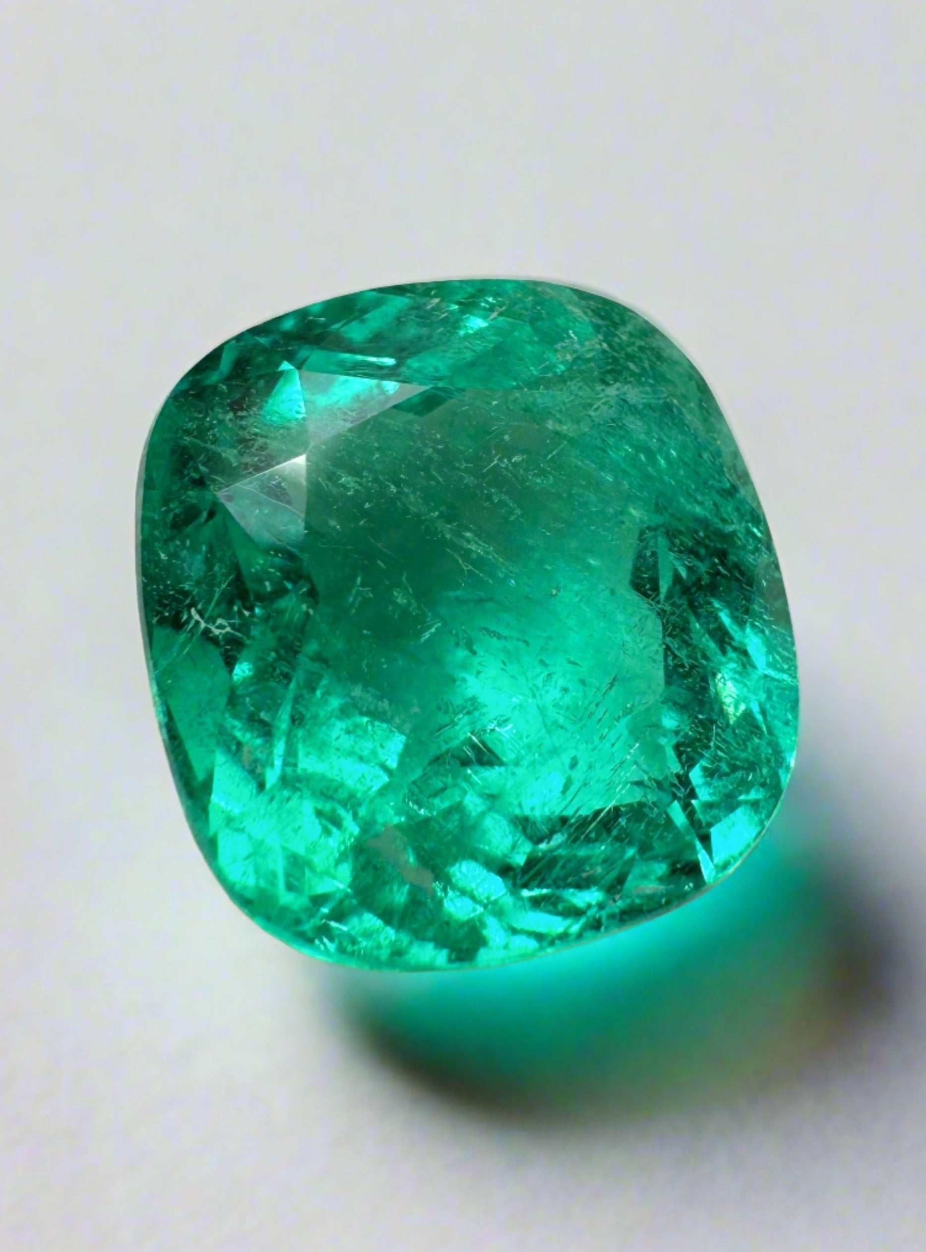 5.80 Carat Certified 11.5x10.8mm Bluish Green Natural Loose Colombian Emerald - Cushion Cut Gemstone for Jewelry Making, Engagement Rings & Luxury Gifts